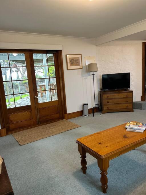 The Hideaway Robe SA Centrally located