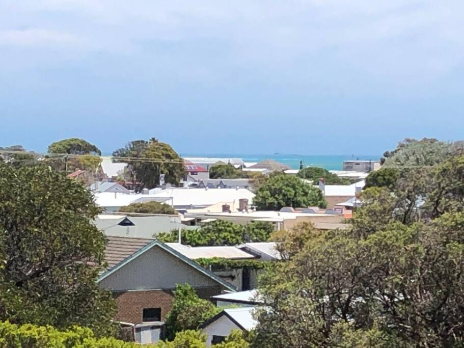 The Hideaway Robe SA Centrally located