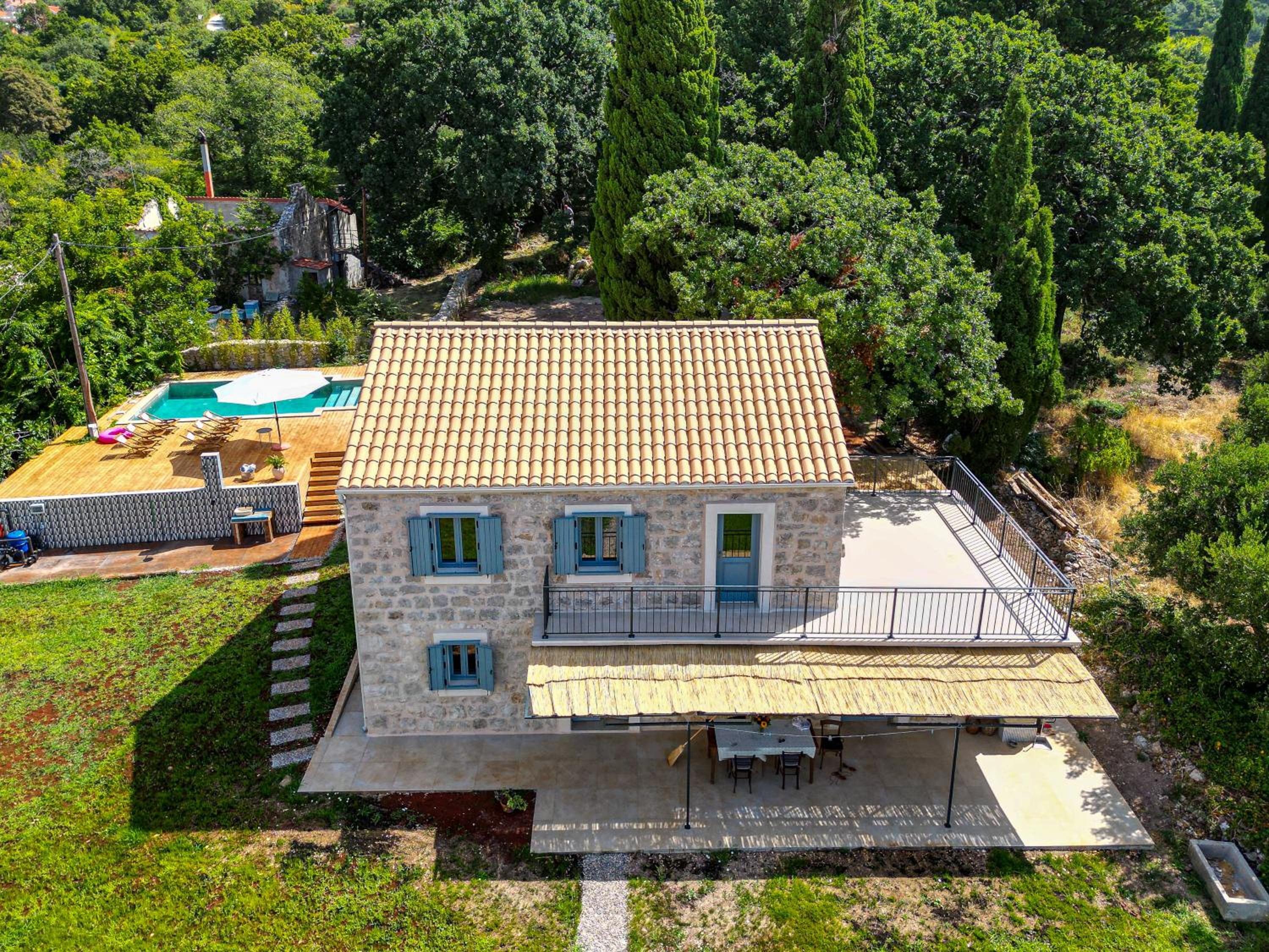 Villa Fig & Oak view 2