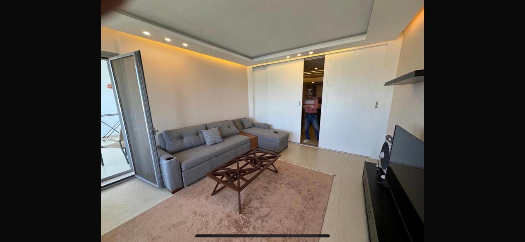 Executive Royal Tower Apartments - Sky Lounge