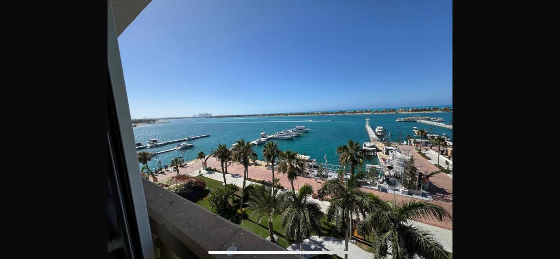 Executive Royal Tower Apartments - Sky Lounge