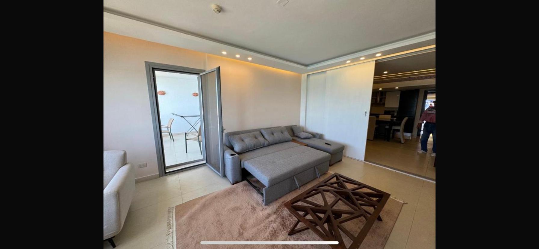 Executive Royal Tower Apartments - Sky Lounge