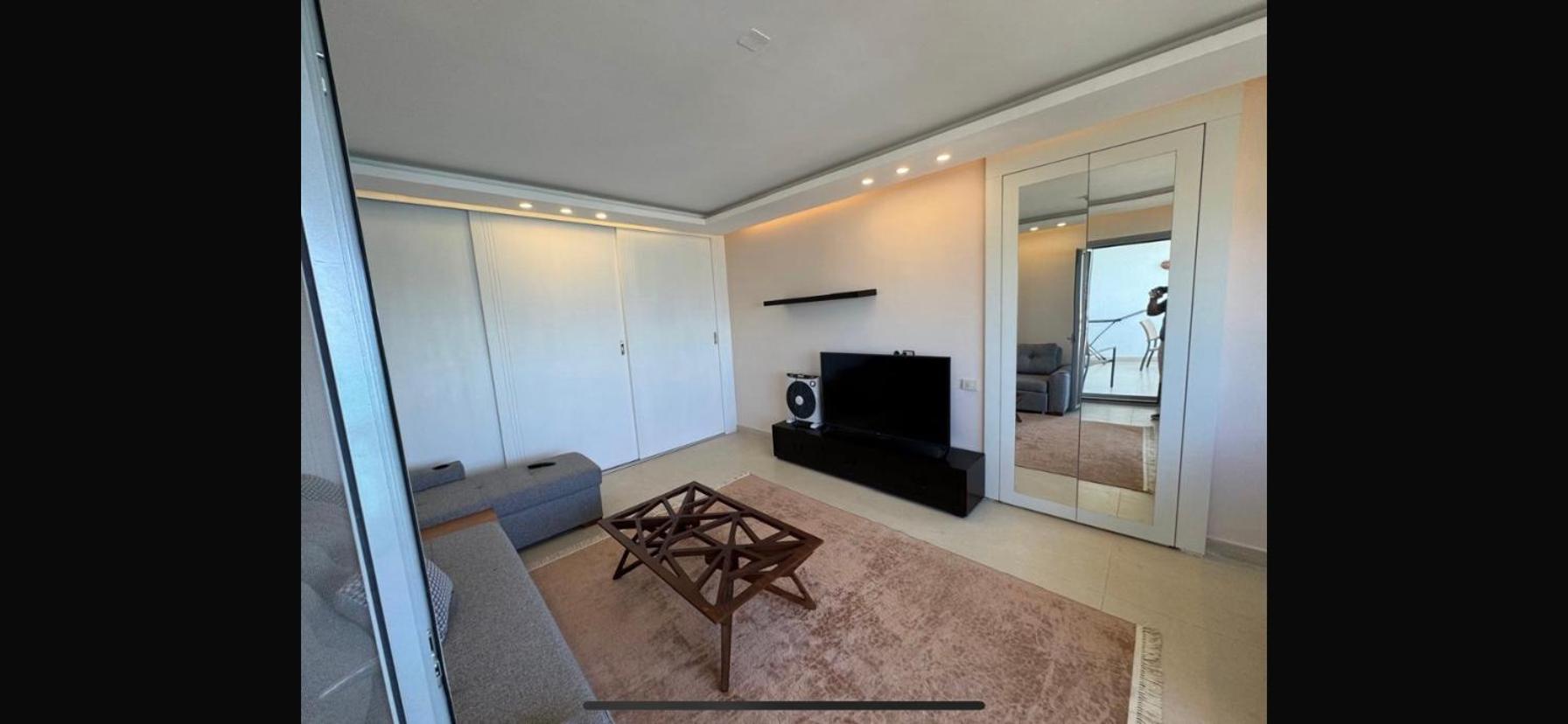 Executive Royal Tower Apartments - Sky Lounge