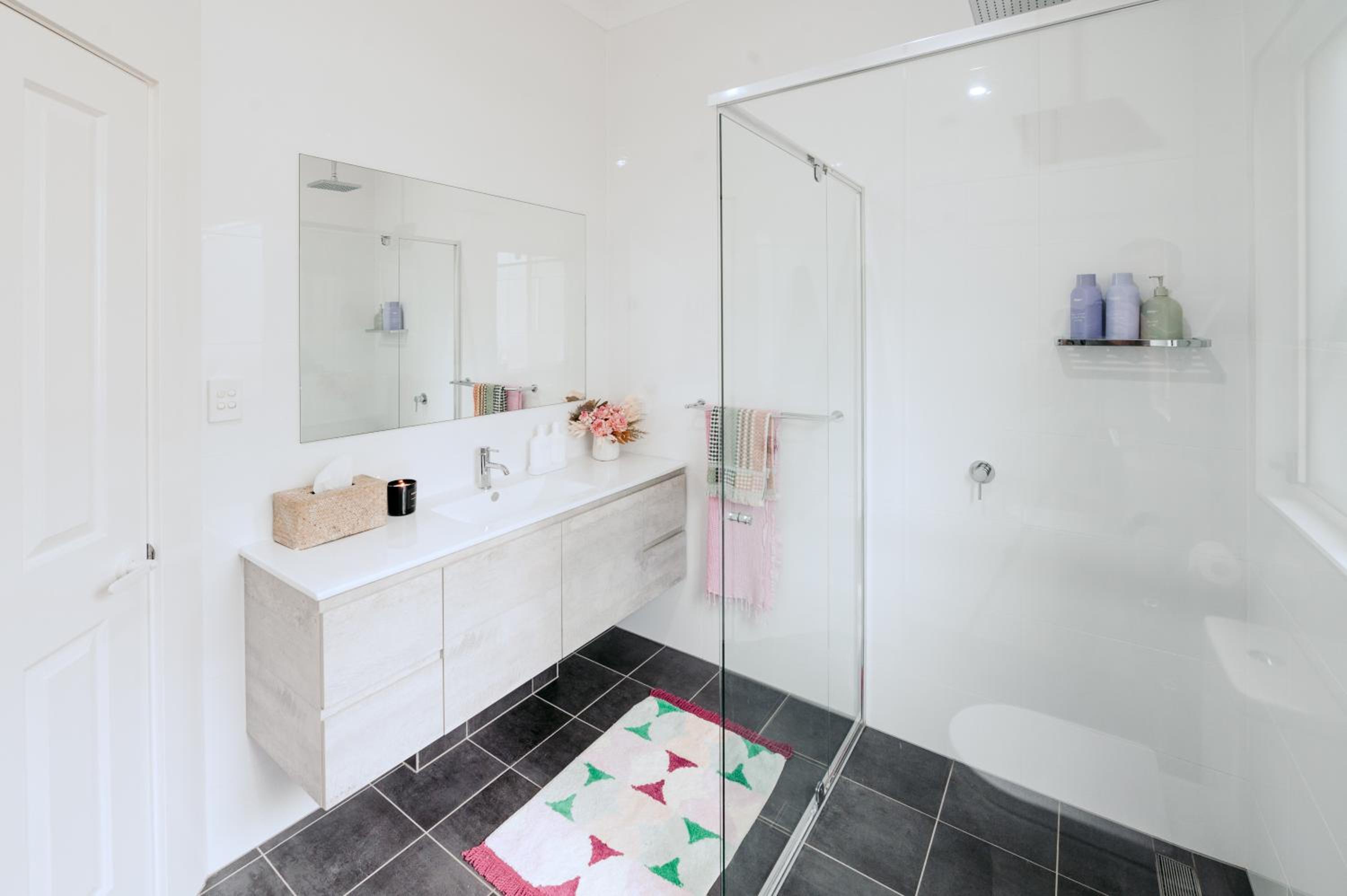 SULTANA - Maximalist Accommodation