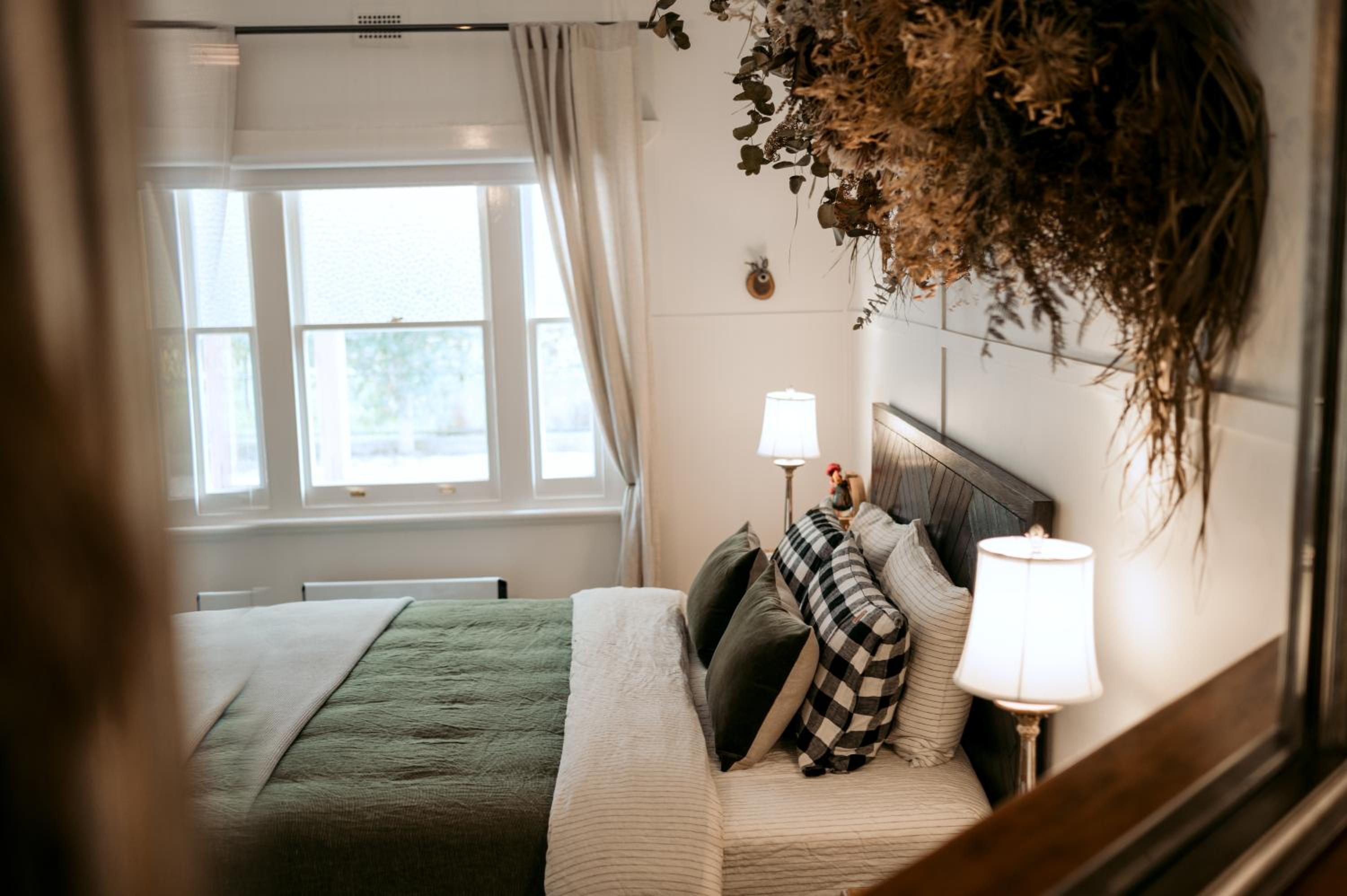 SULTANA - Maximalist Accommodation