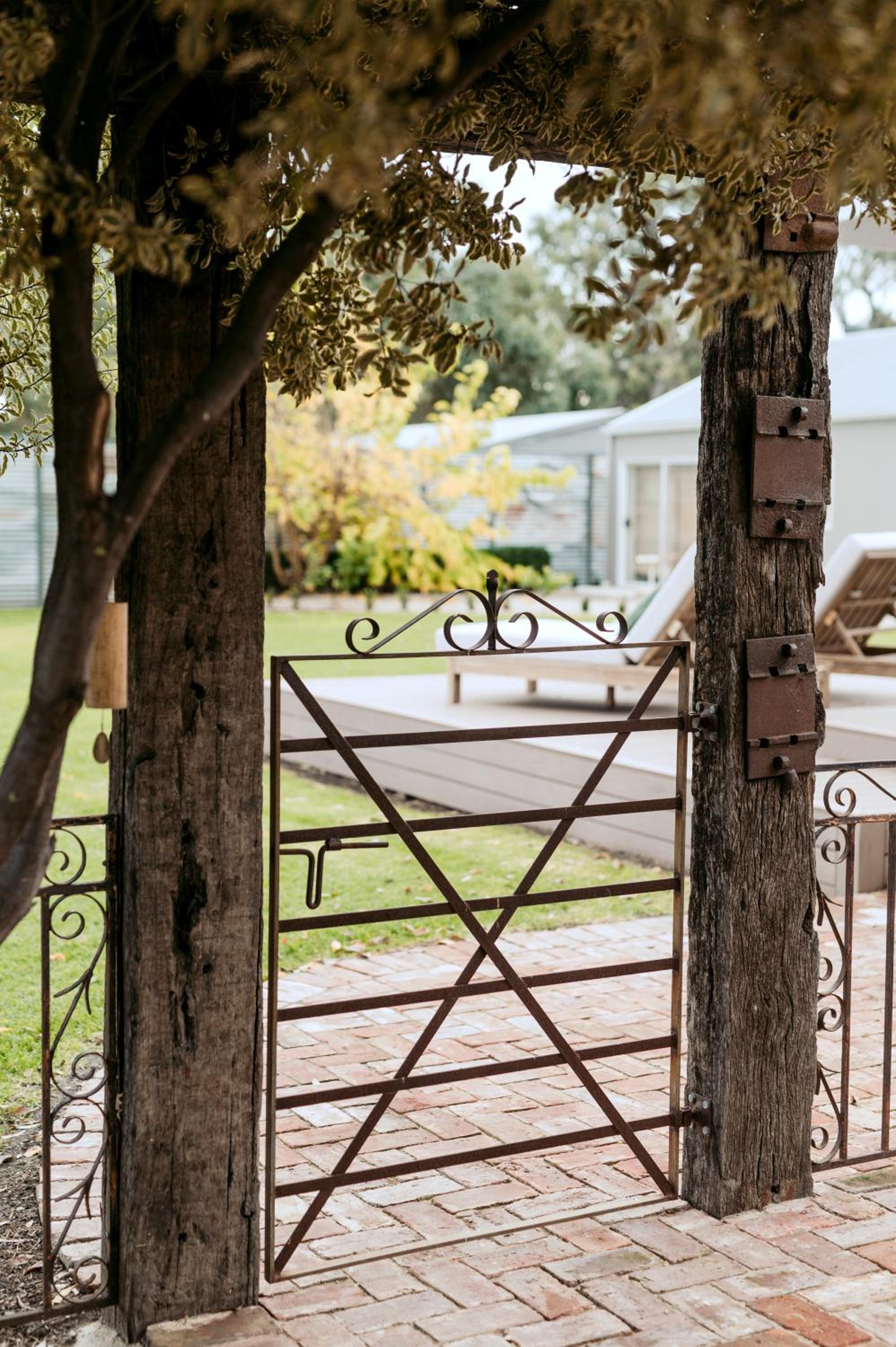 SULTANA - Maximalist Accommodation