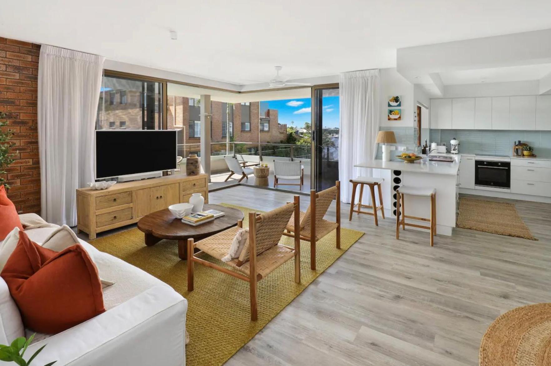 Luxury 2 Bedroom Unit Mooloolaba