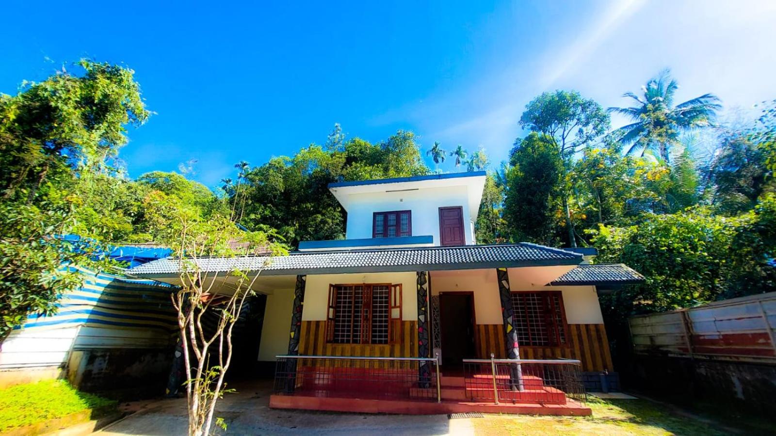 stay room by lake villa