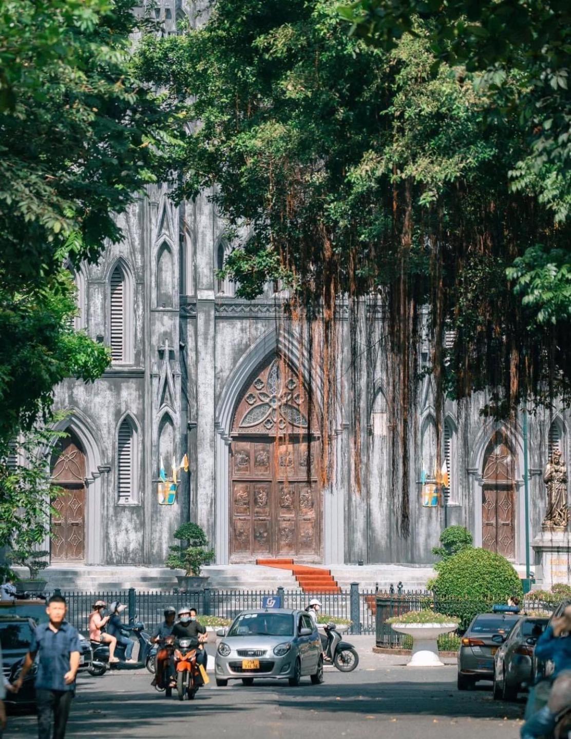 Old Quarter Autumn To Tich Ha Noi