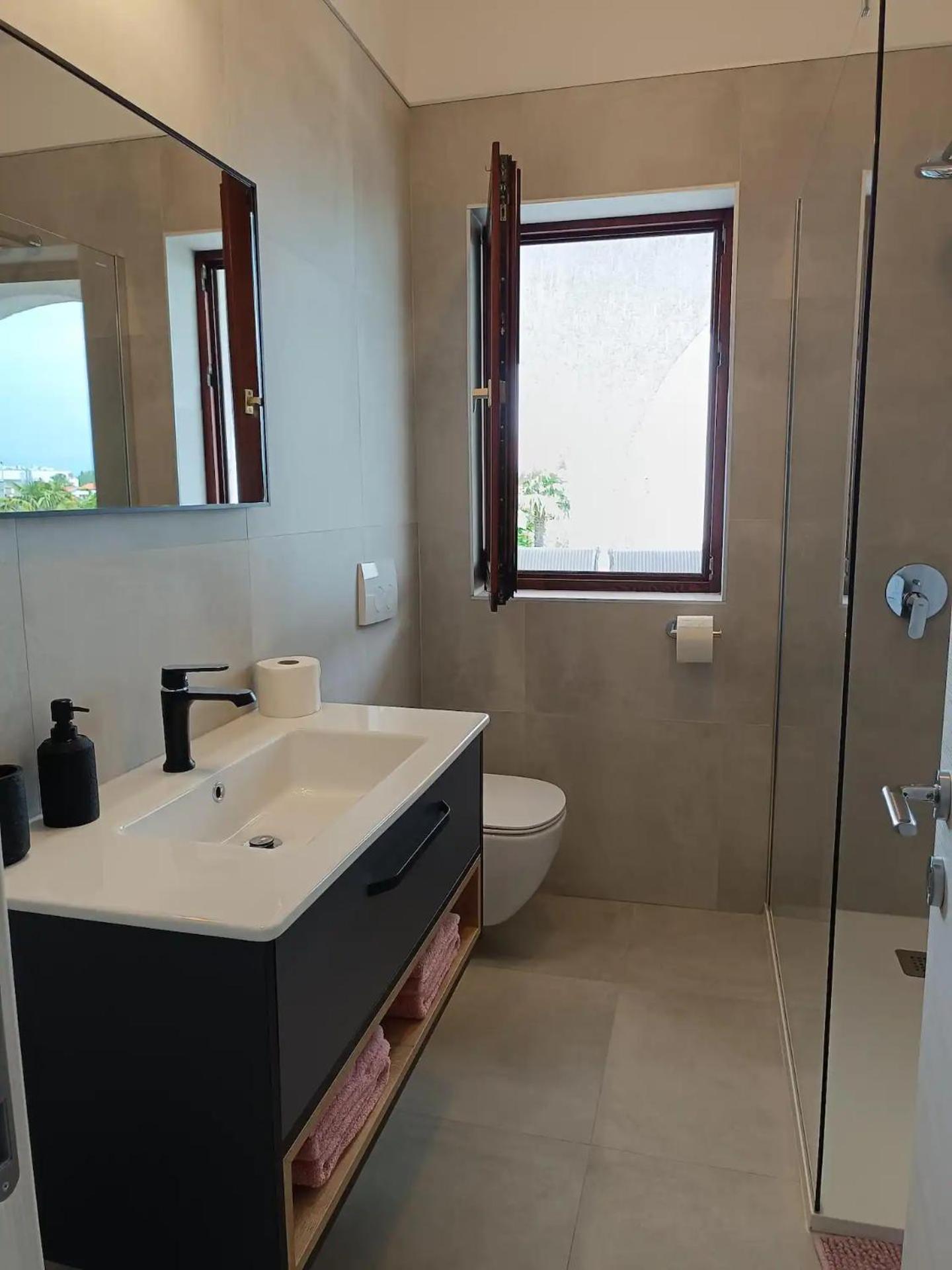 Apartment Maro and Studio Nora view 4