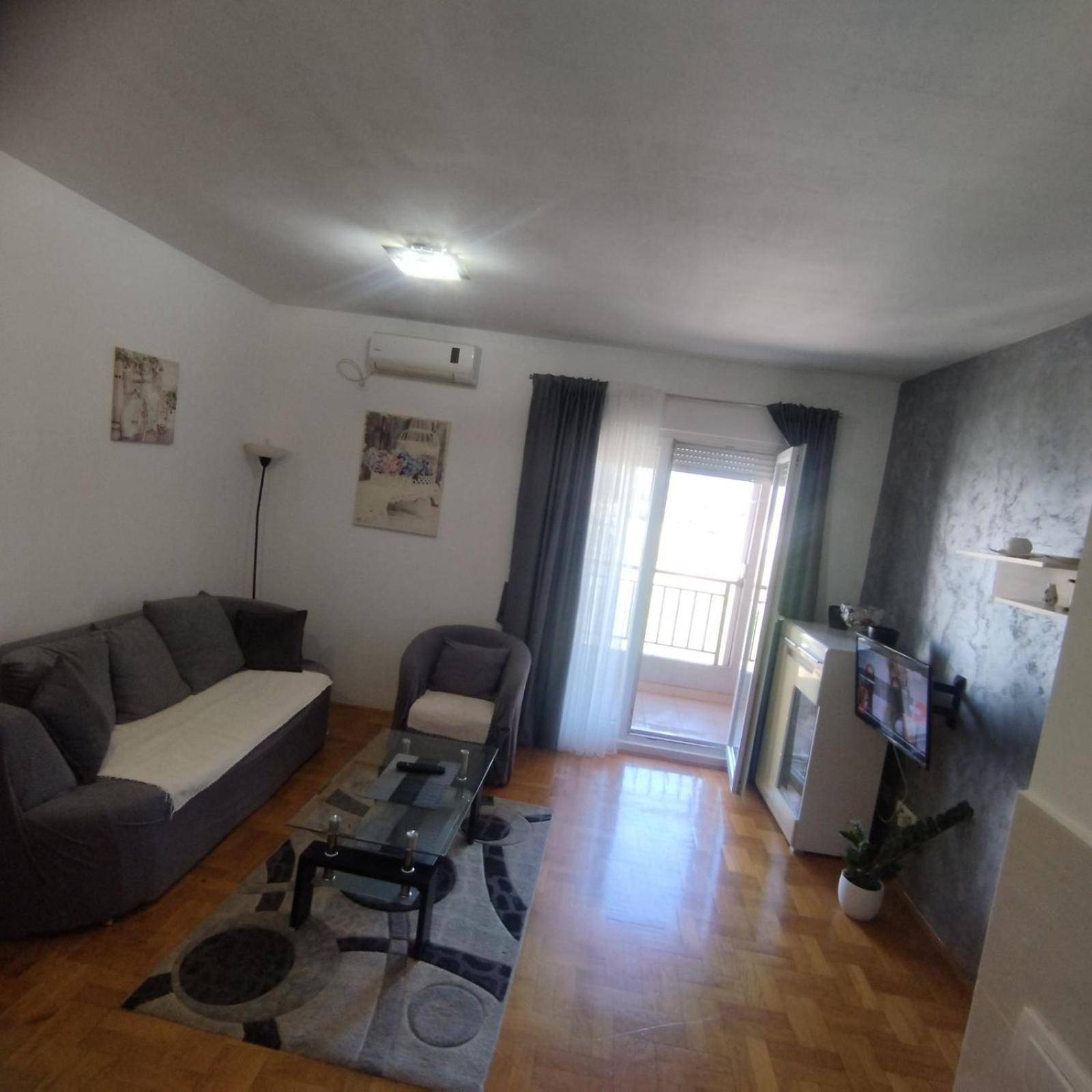 Rent a Conform Apartment view 2