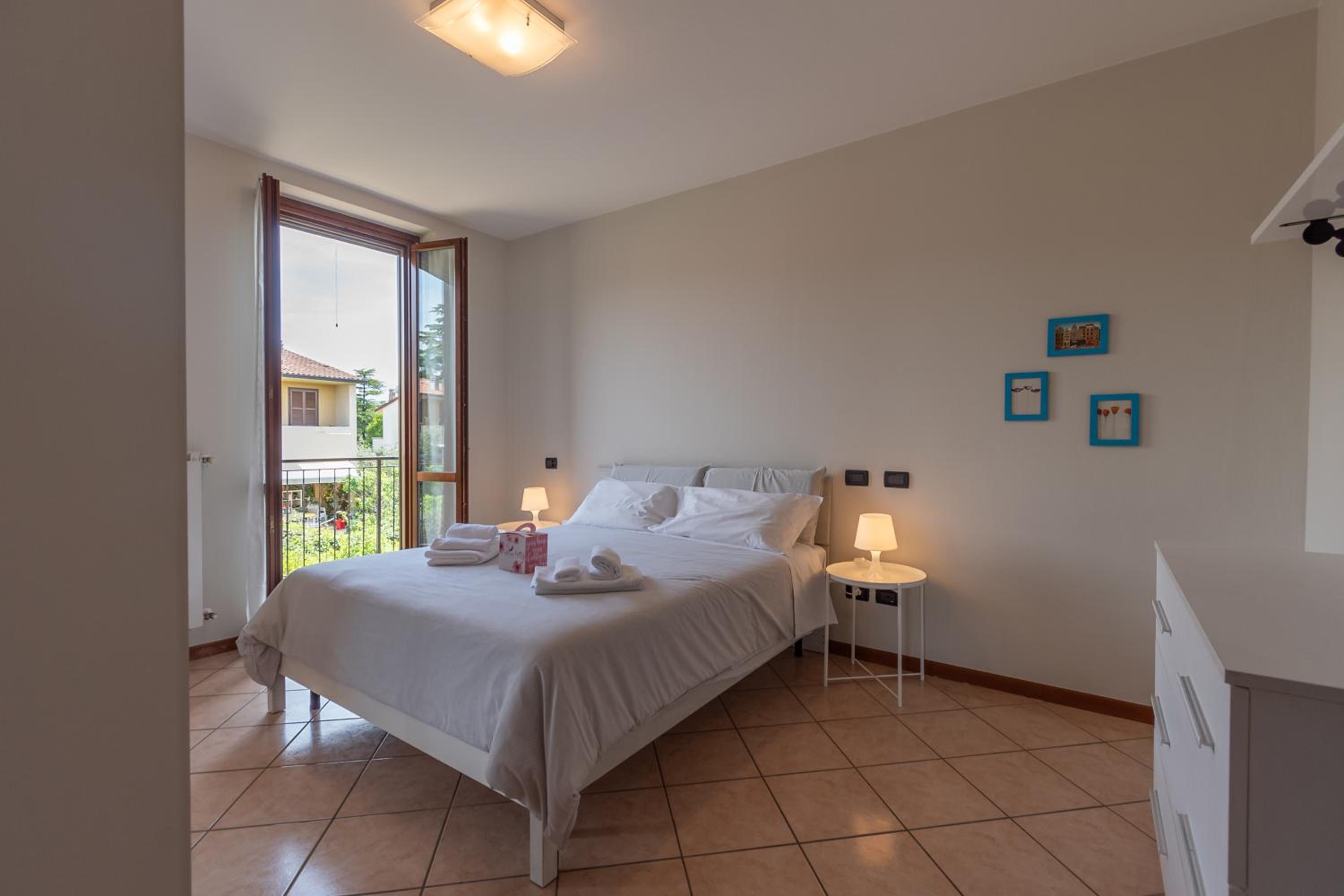 Montinelle Residence , Wi-Fi, Piscina e garage F&L Apartment view 5