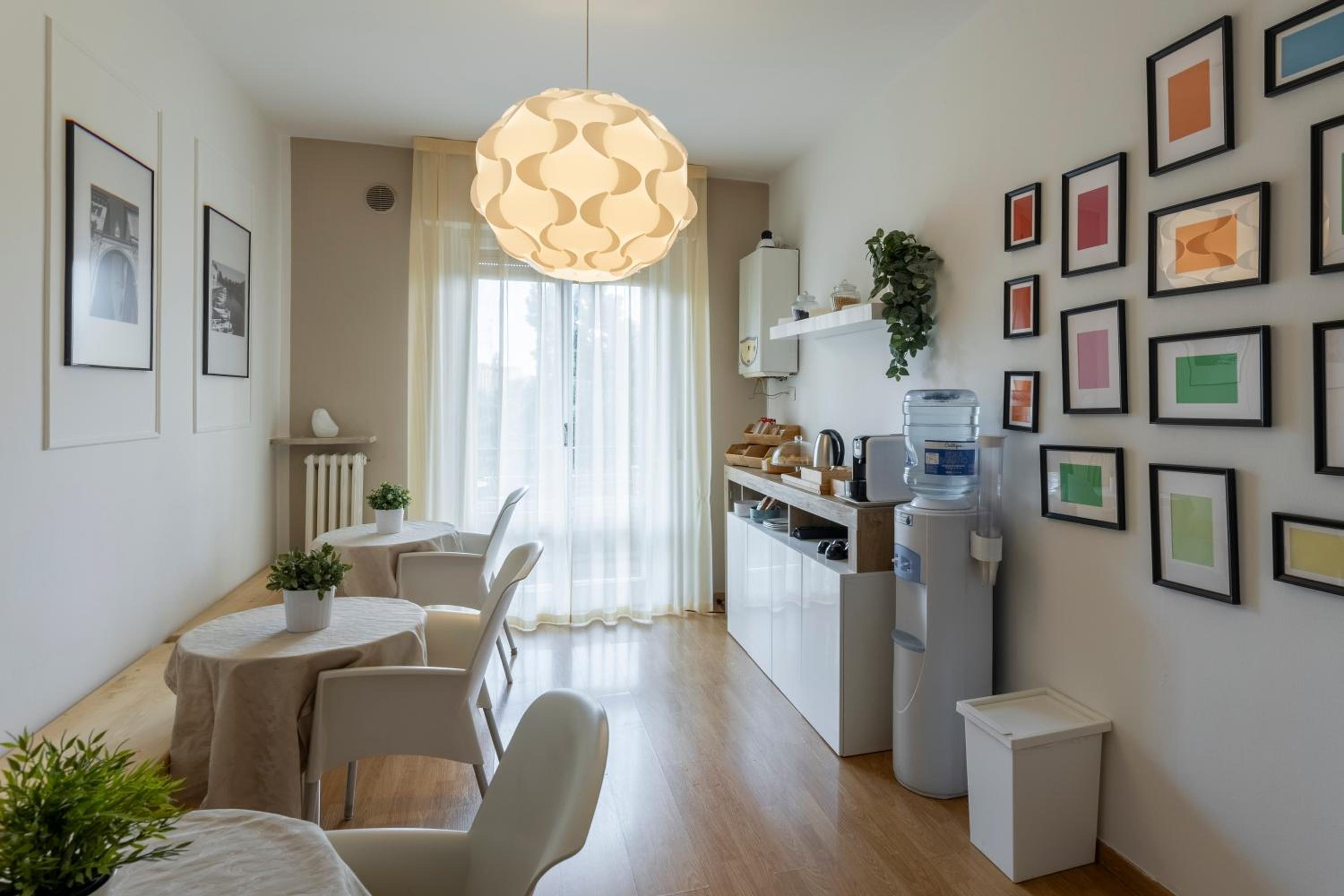 Mariclà Boutique Rooms with Balcony & Free Parking