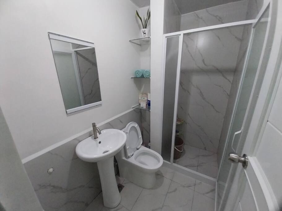 Cozy Condo in Downtown Naga view 3