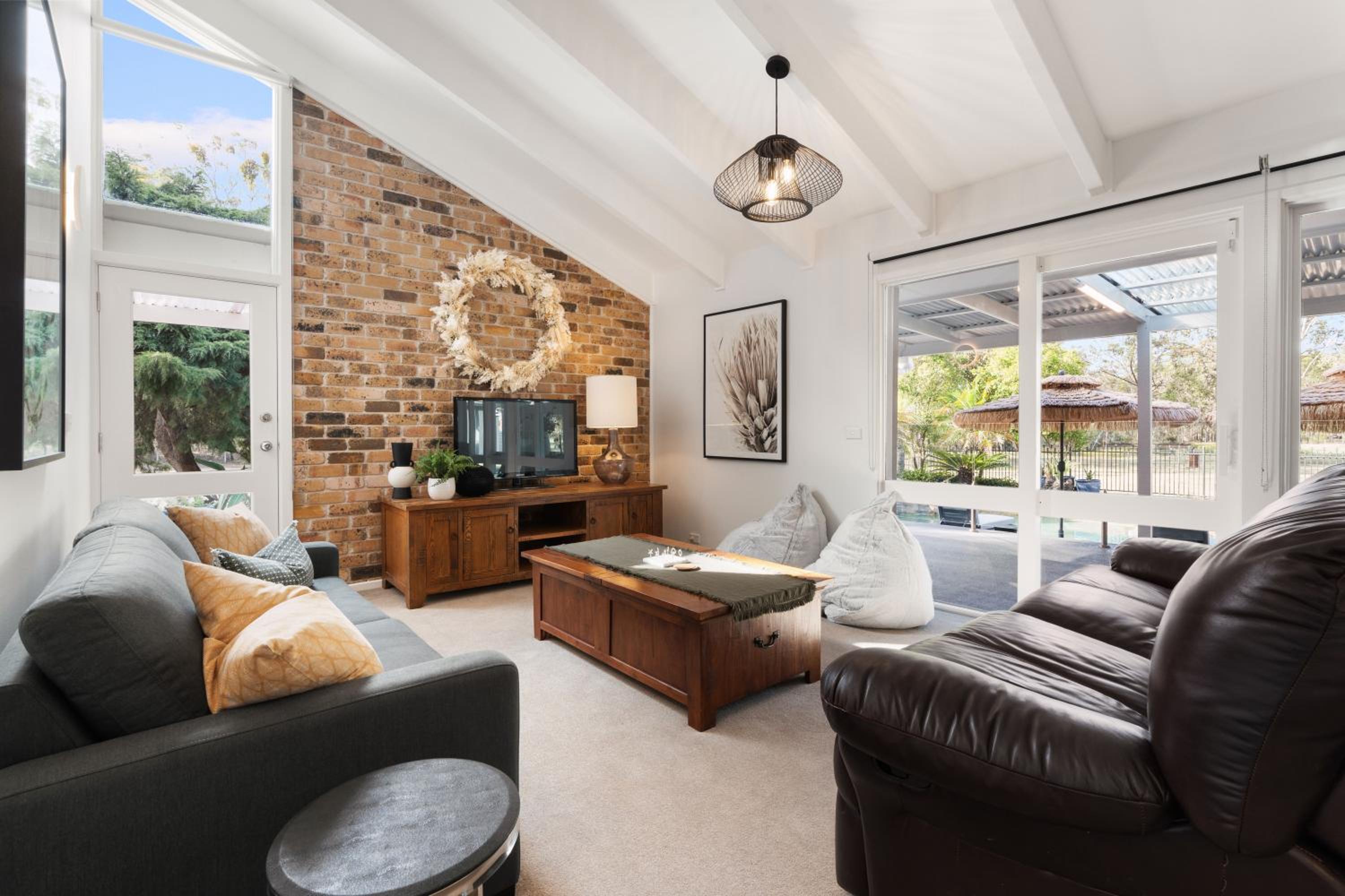 'Avondale' Luxe Country Retreat