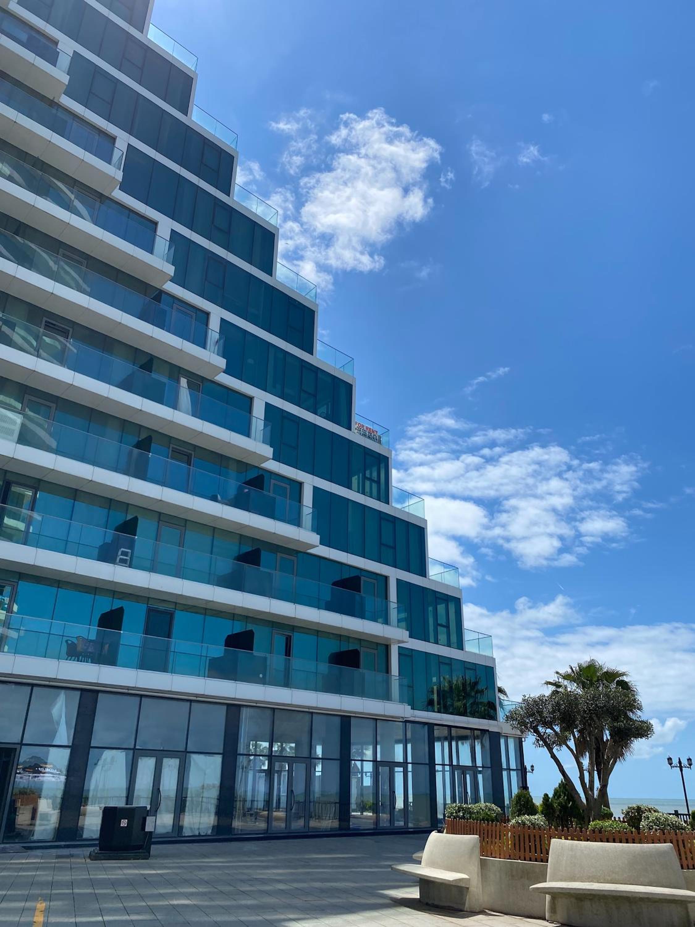 Luxurious Apartment with Panoramic Seaview