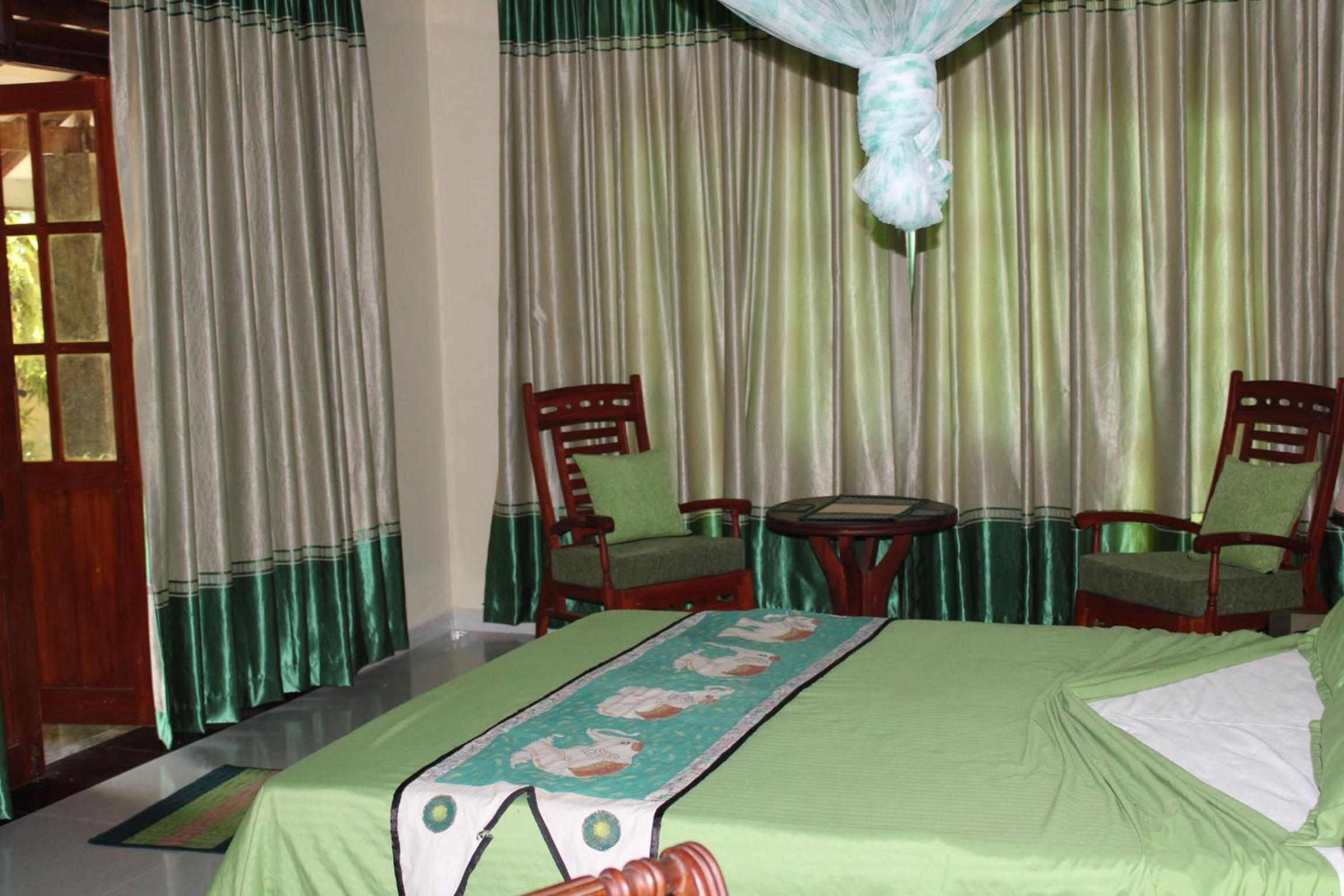 Raj Mahal Inn