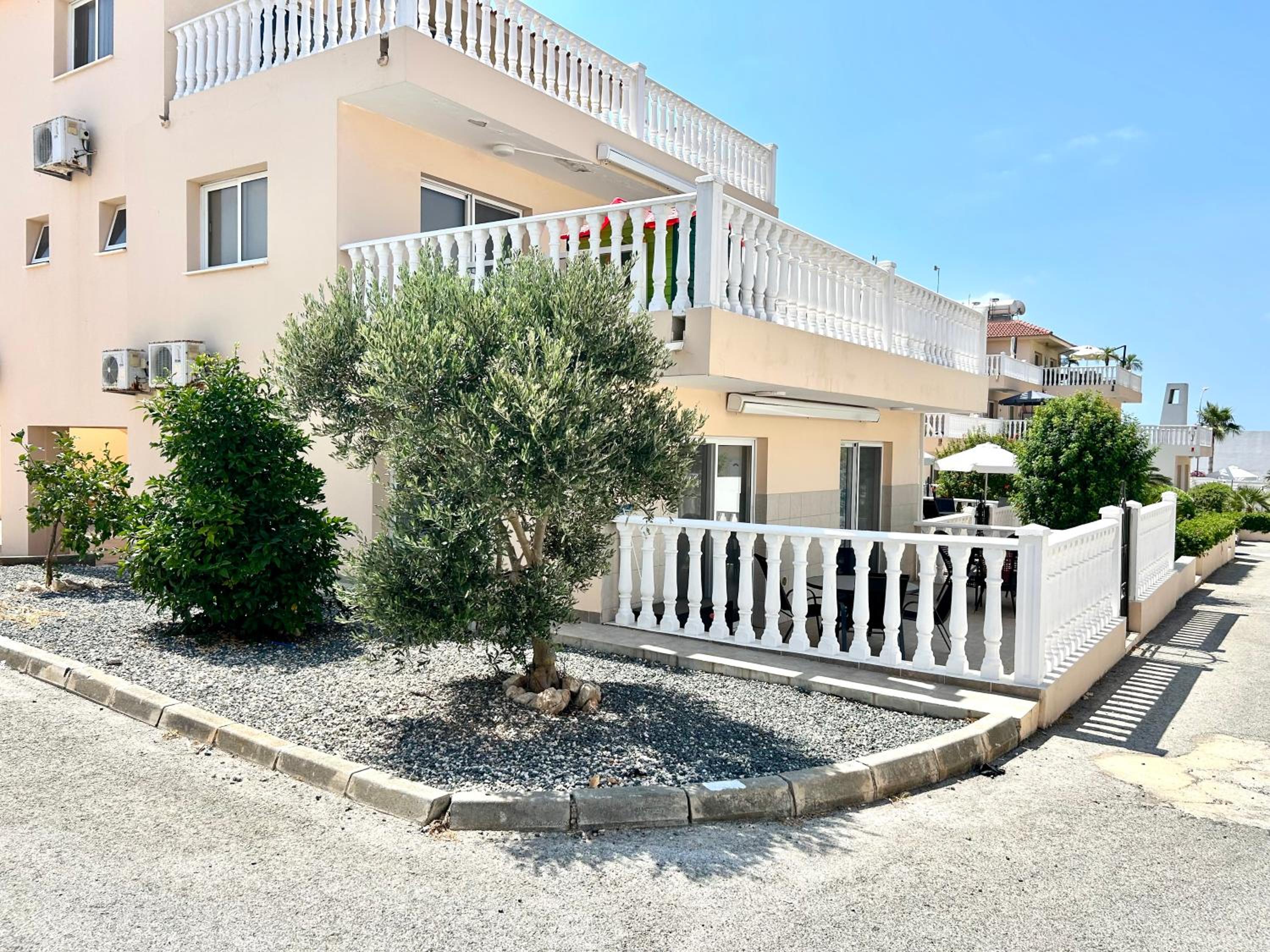 Nissi Golden Sands Apartment D01