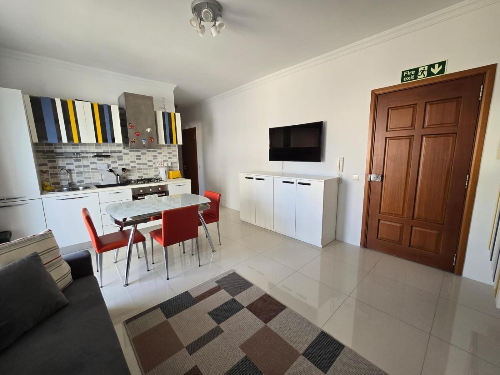 Stunning two bed apartment in St Pauls Bay Malta photo 1