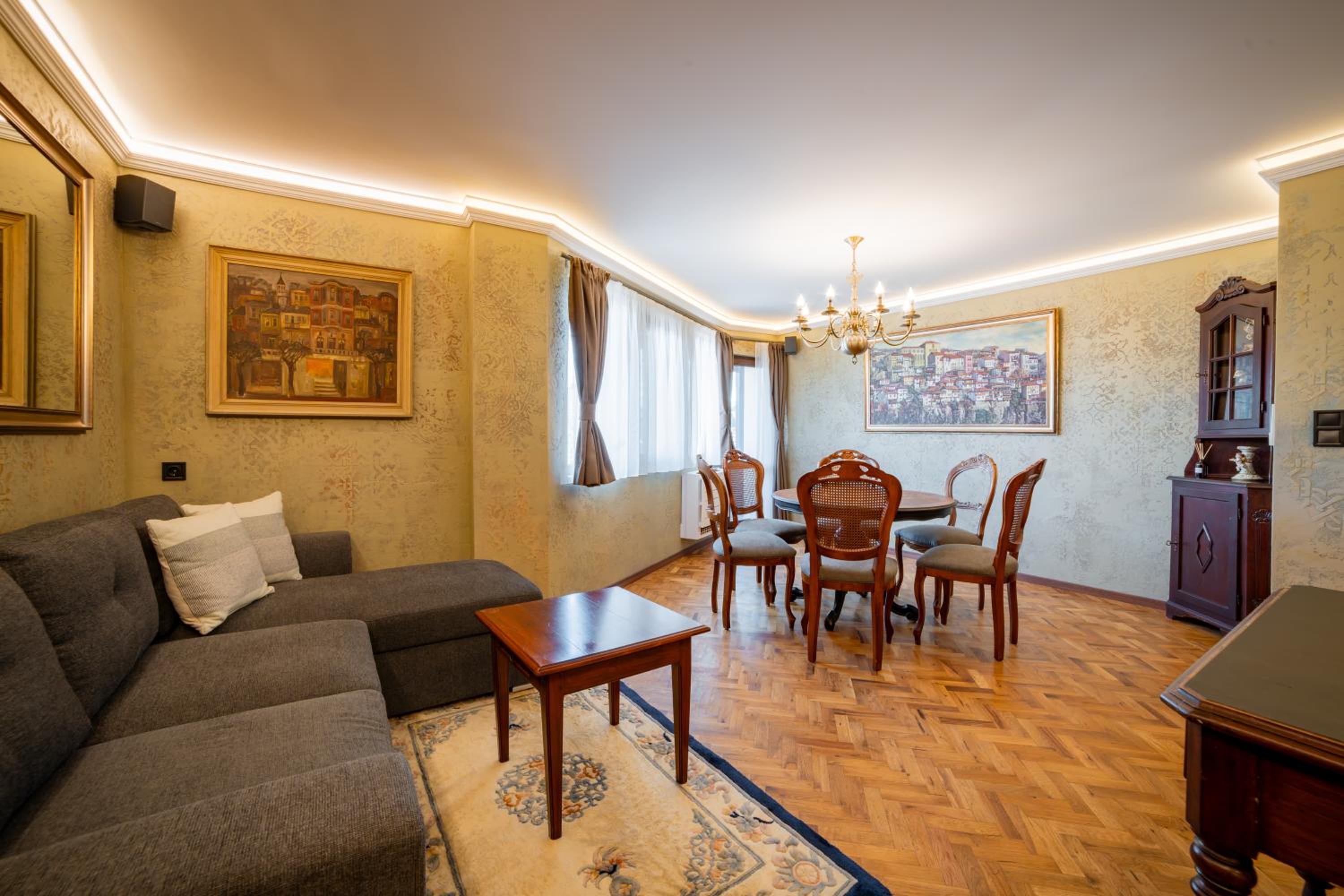 Iatrus Guest Apartment & Sauna