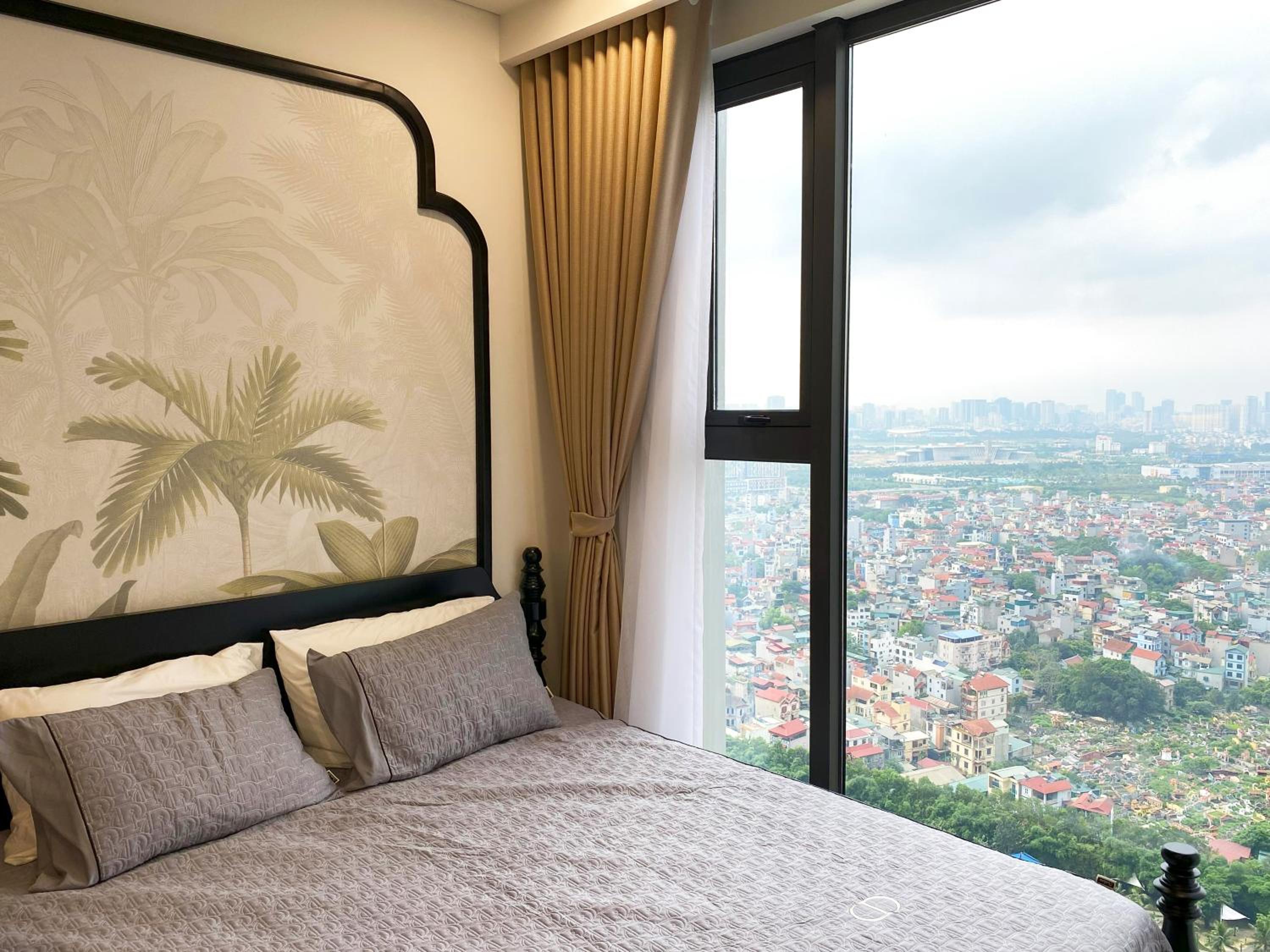 Masteri West Heights - A Chilled Art Studio Apartment in a Smart City!