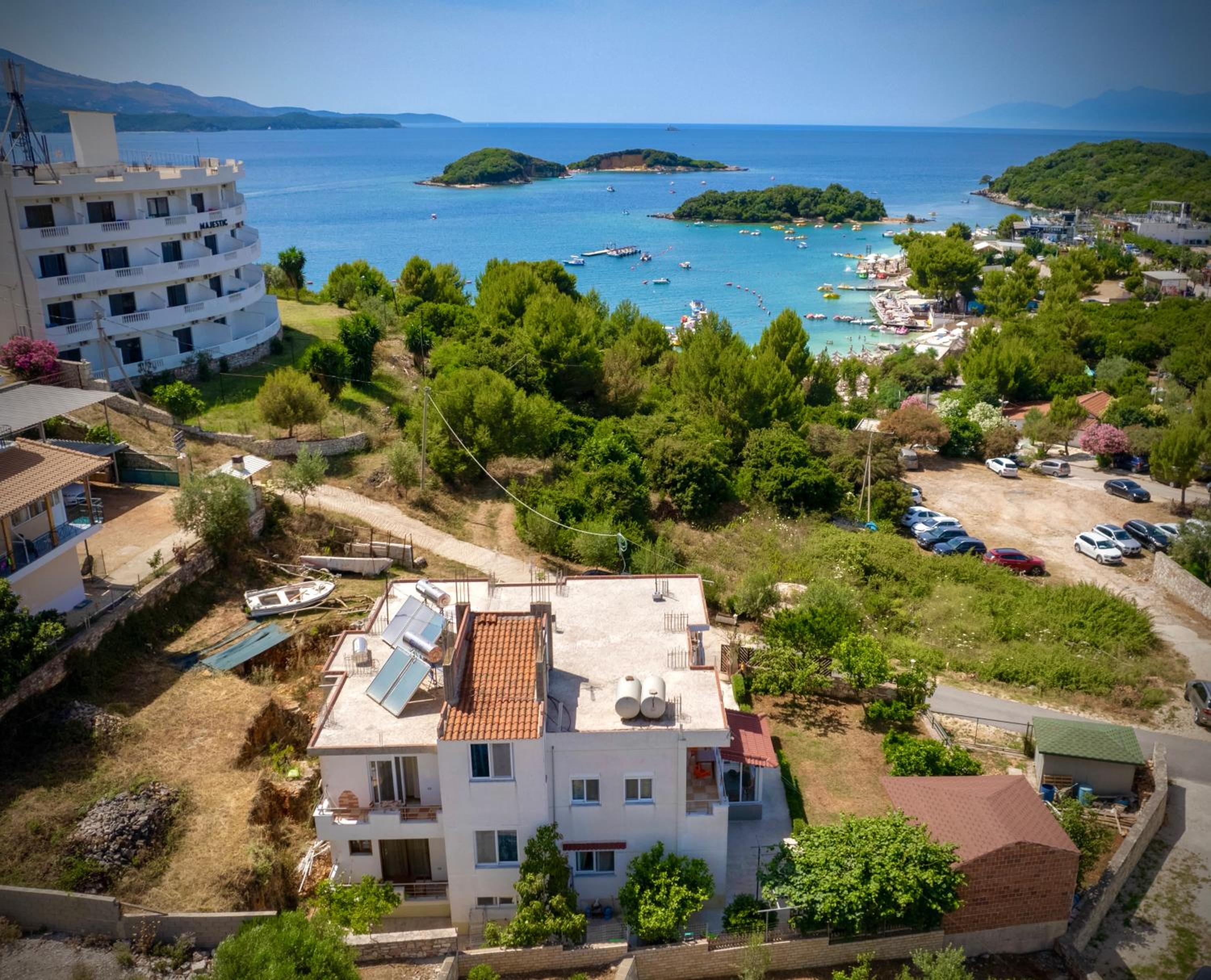 Vila Ylli Gjika