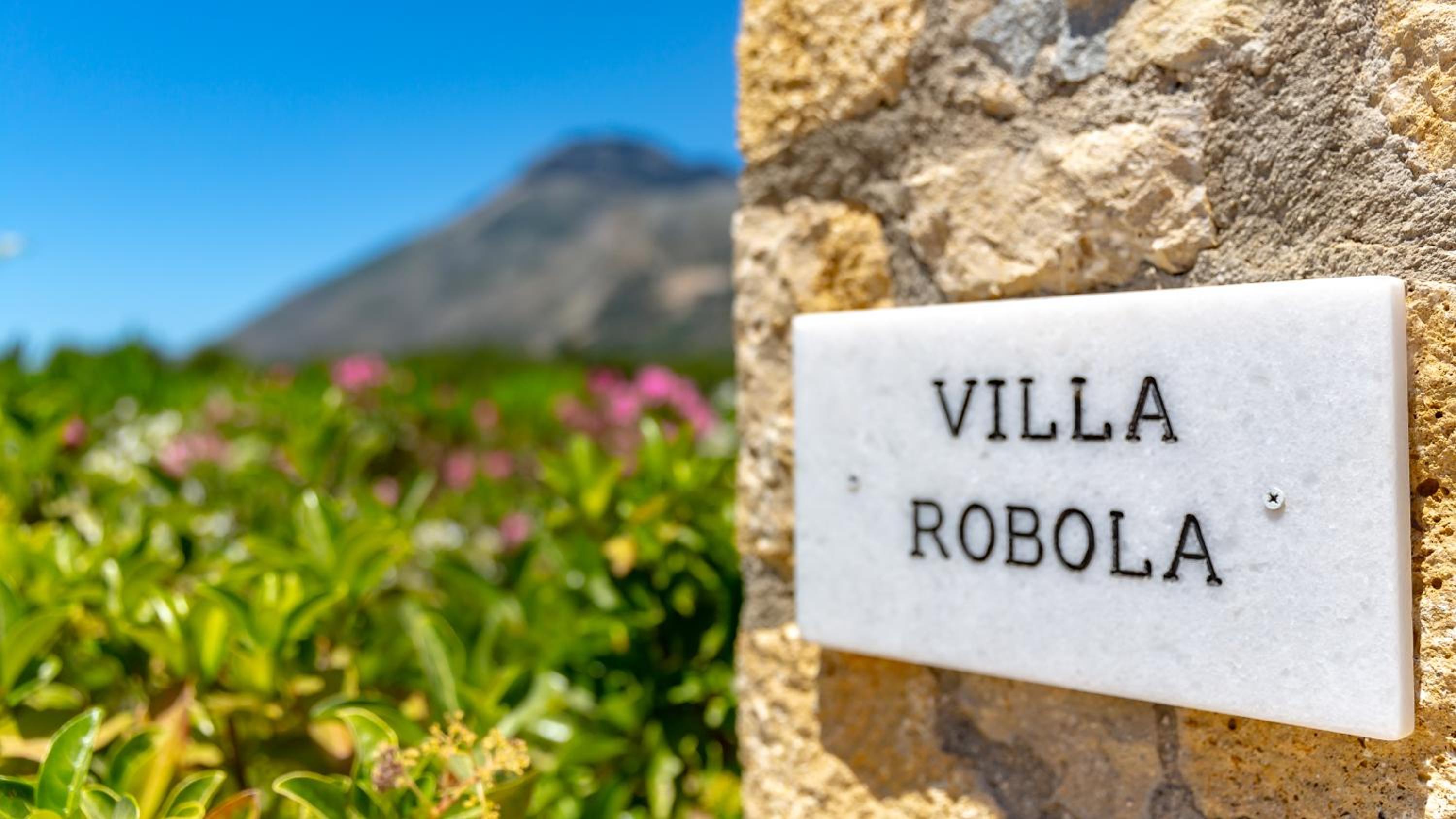 Villa Robola
