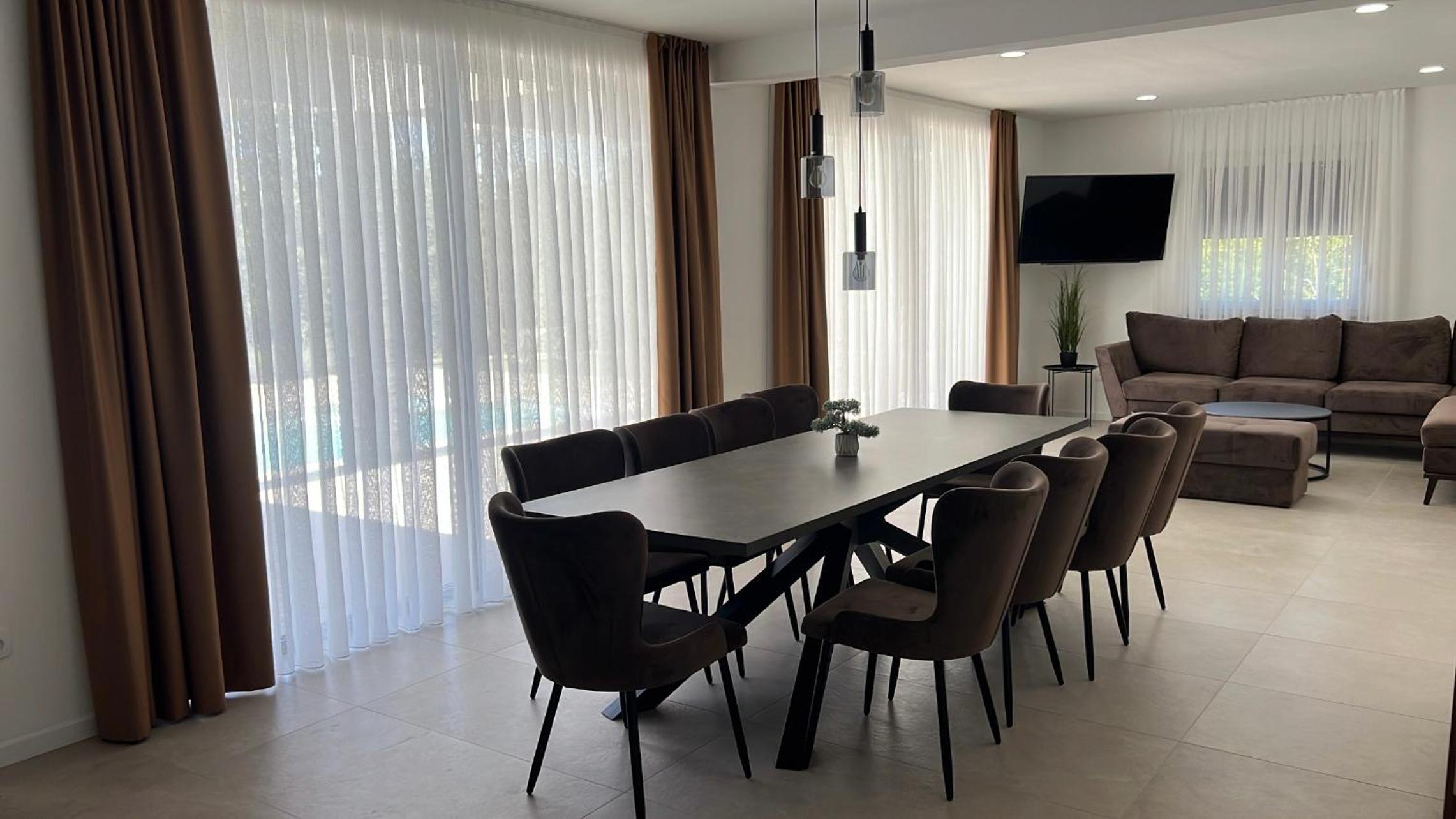 Luxury Villa Mojito
