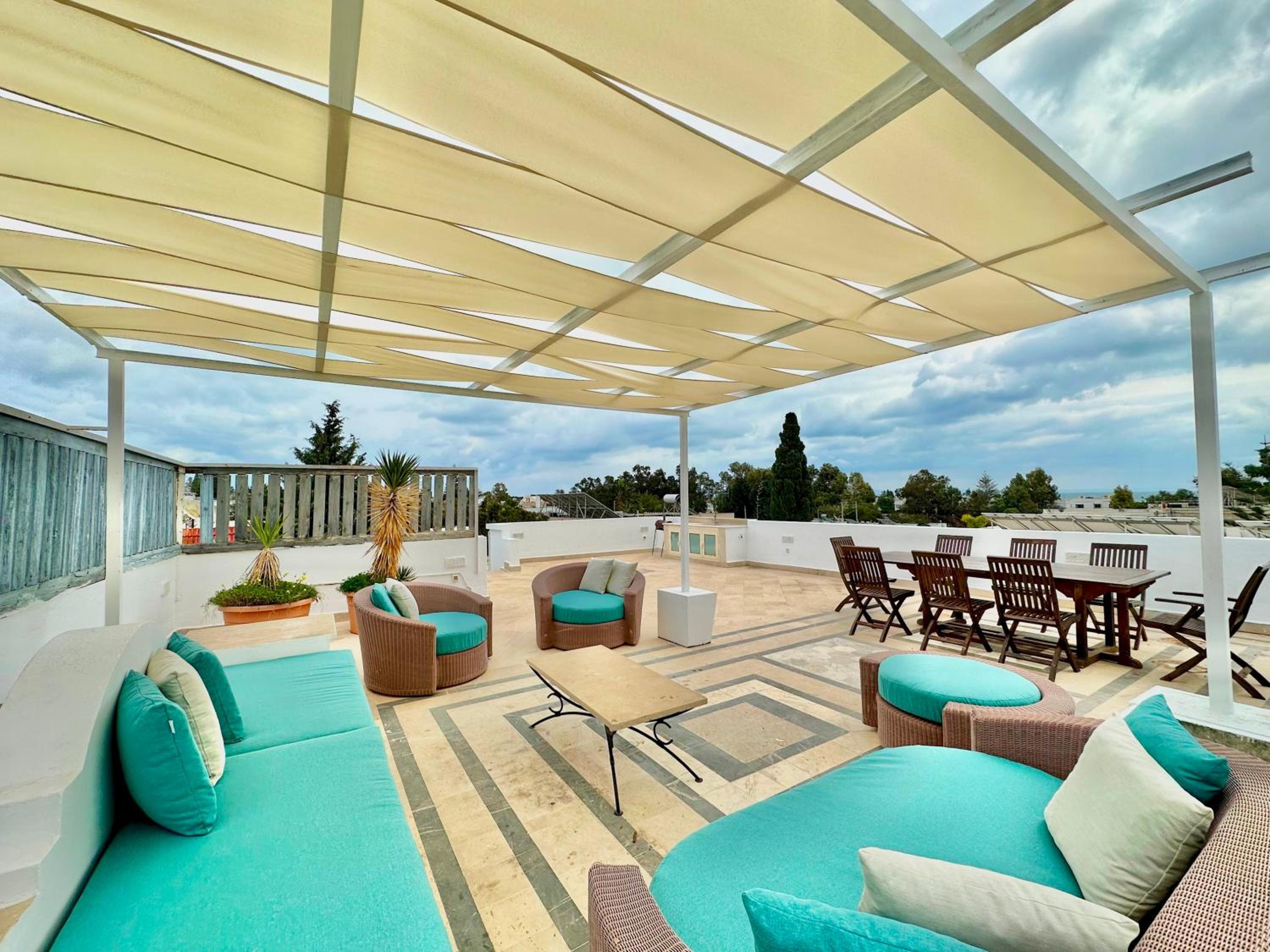 Carthage spacious and cosy with amazing terrace view 3