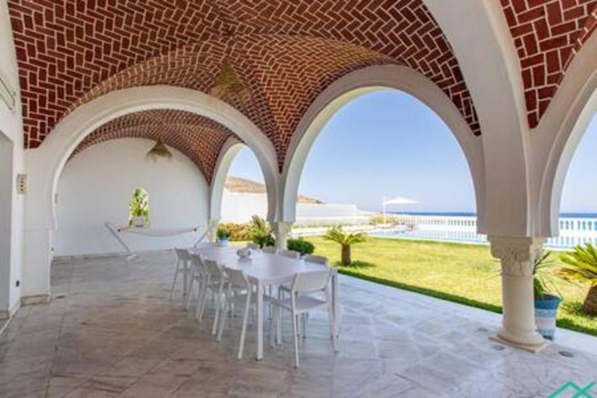 Dar Barsha: Beach front white sand and happiness