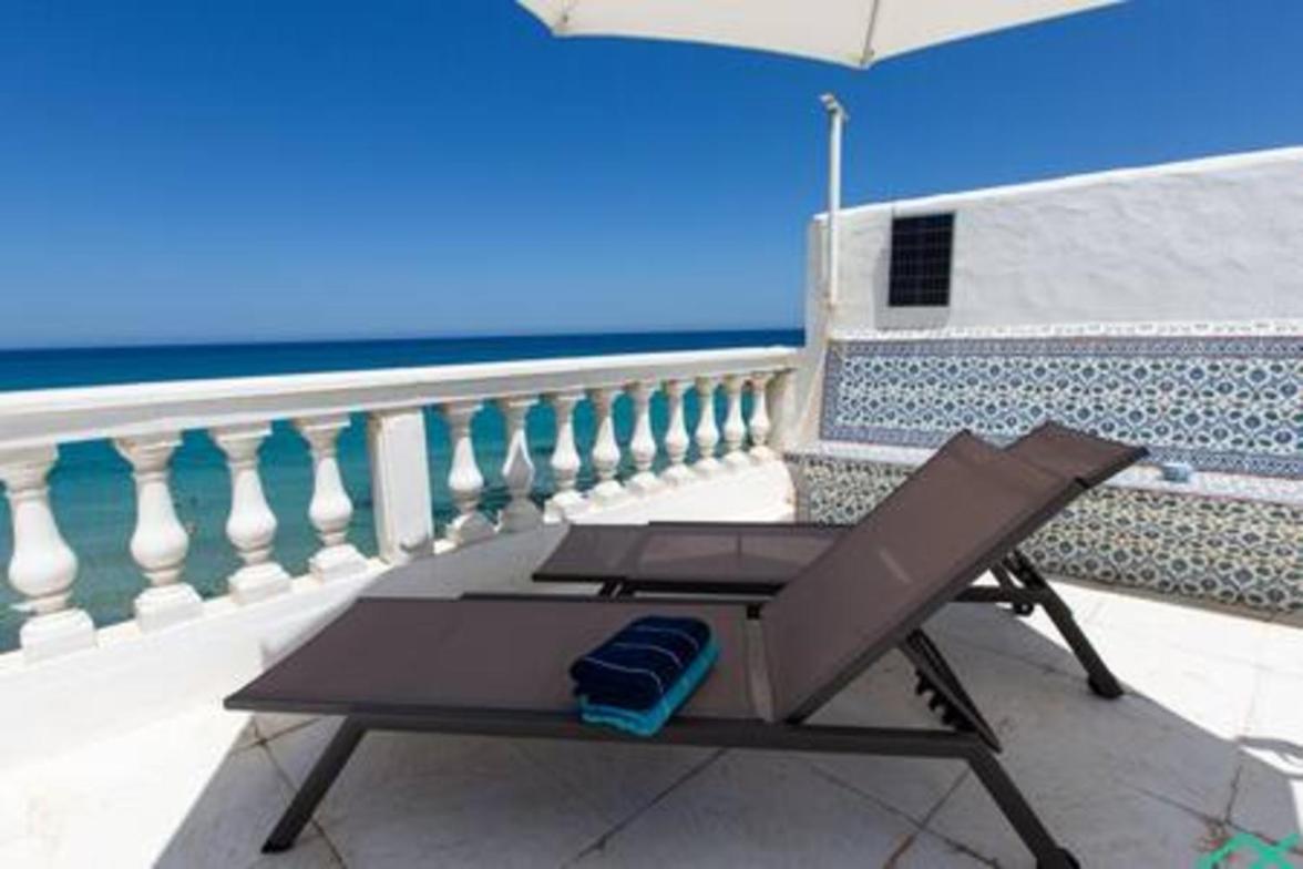 Dar Barsha: Beach front white sand and happiness