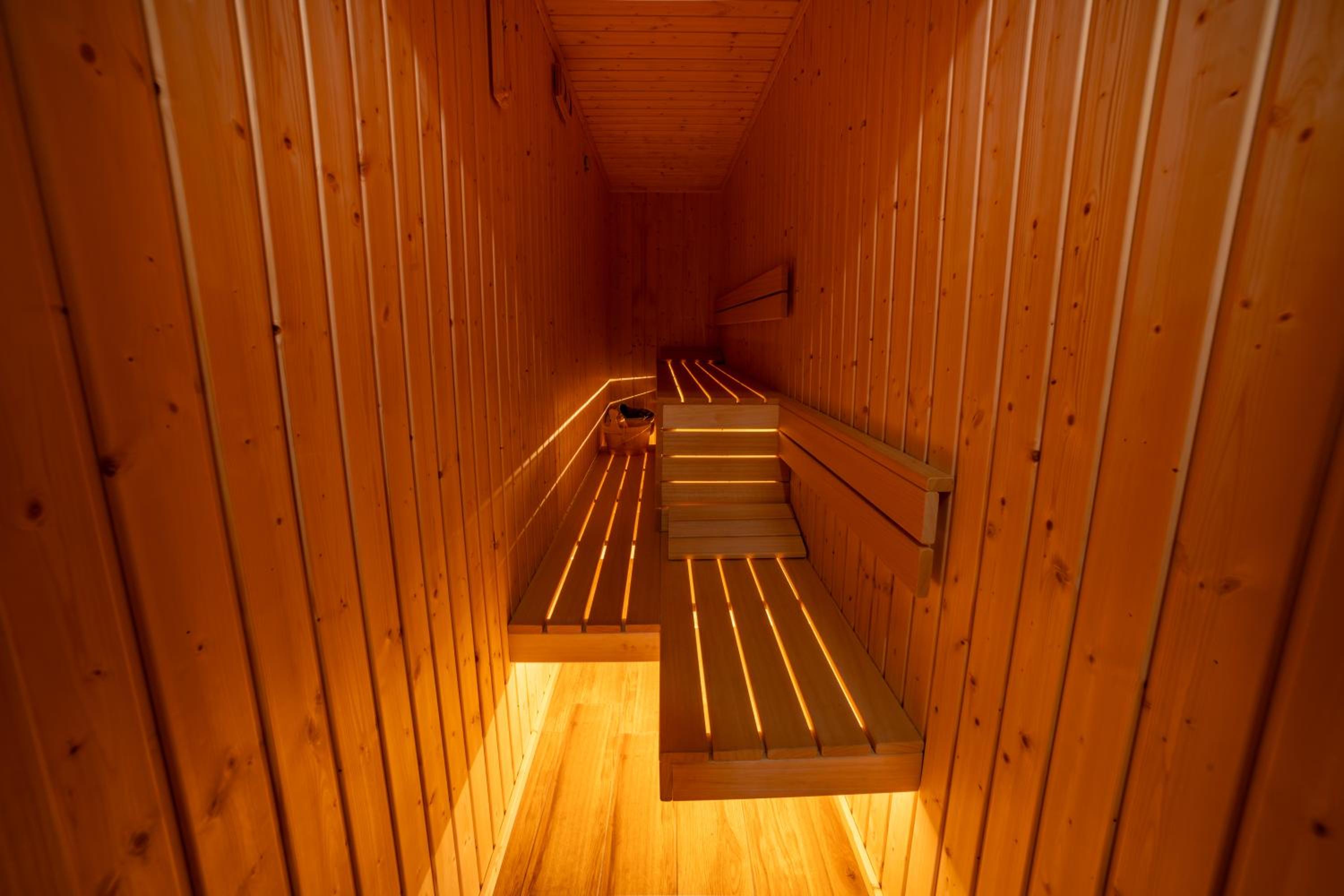 Iatrus Guest Apartment & Sauna