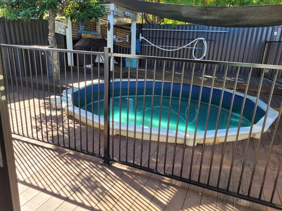 Camp in Style - Waterfront Guesthouse