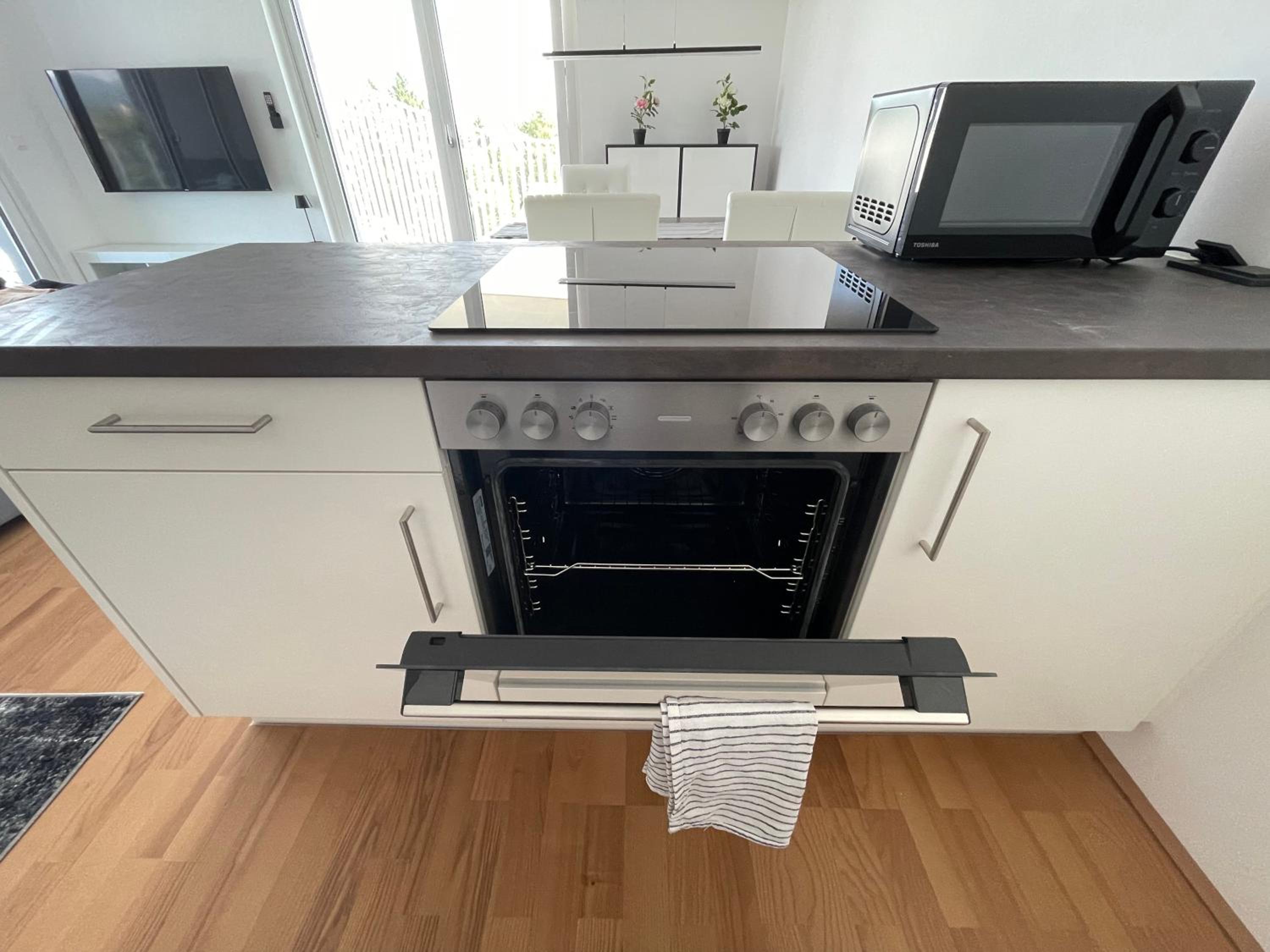 Luxusapartment mit 40 qm Terrasse, E-Parkplatz und Parkplatz