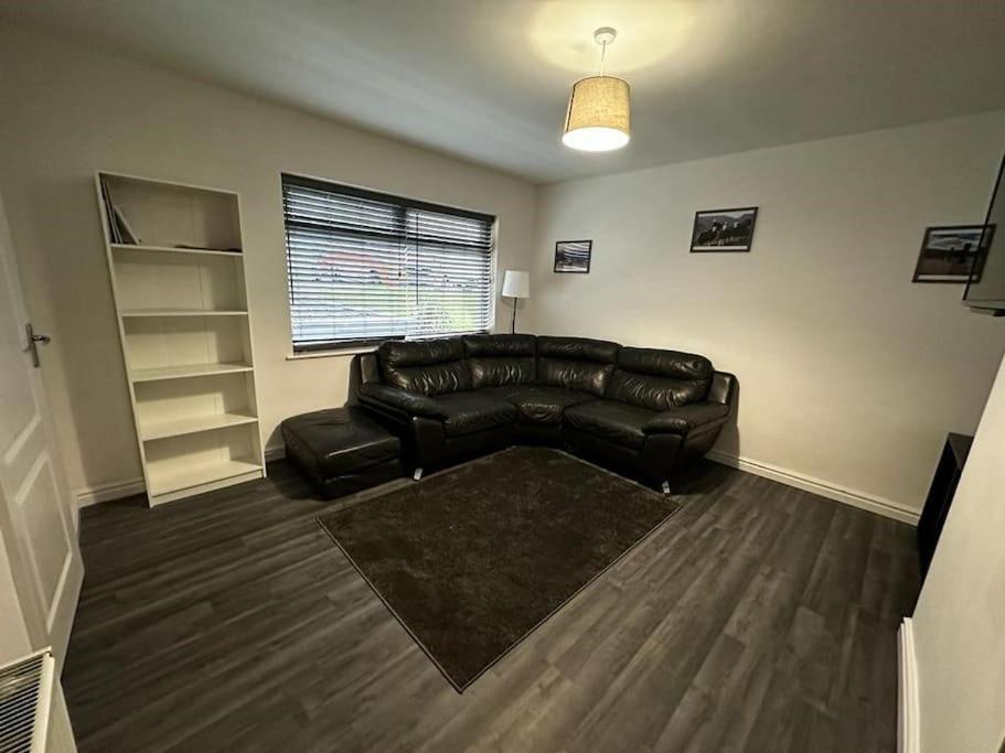 Large 3 bed property view 5