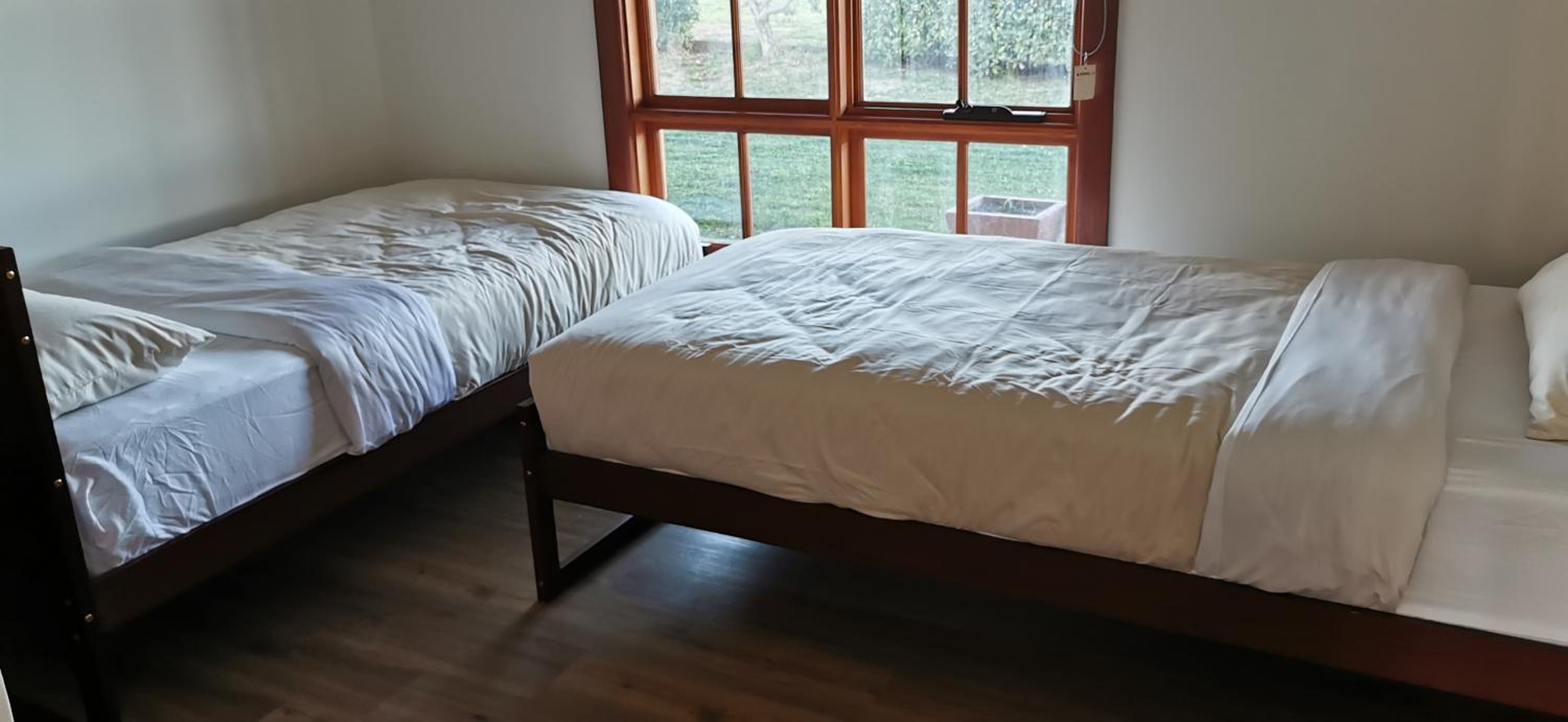 Kathmandu Farmstay - Pool Table, Ping Pong, Bicycles, PlayStation, Netflix, close to Bathurst and Mayfield Garden