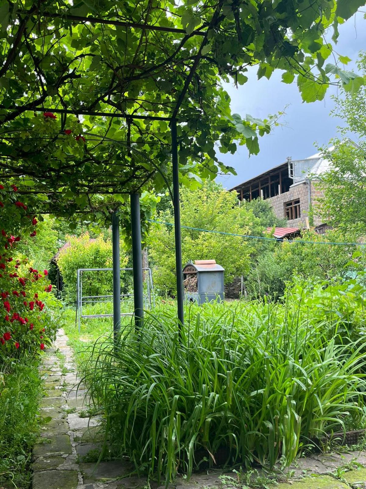 Papoyan Guest House