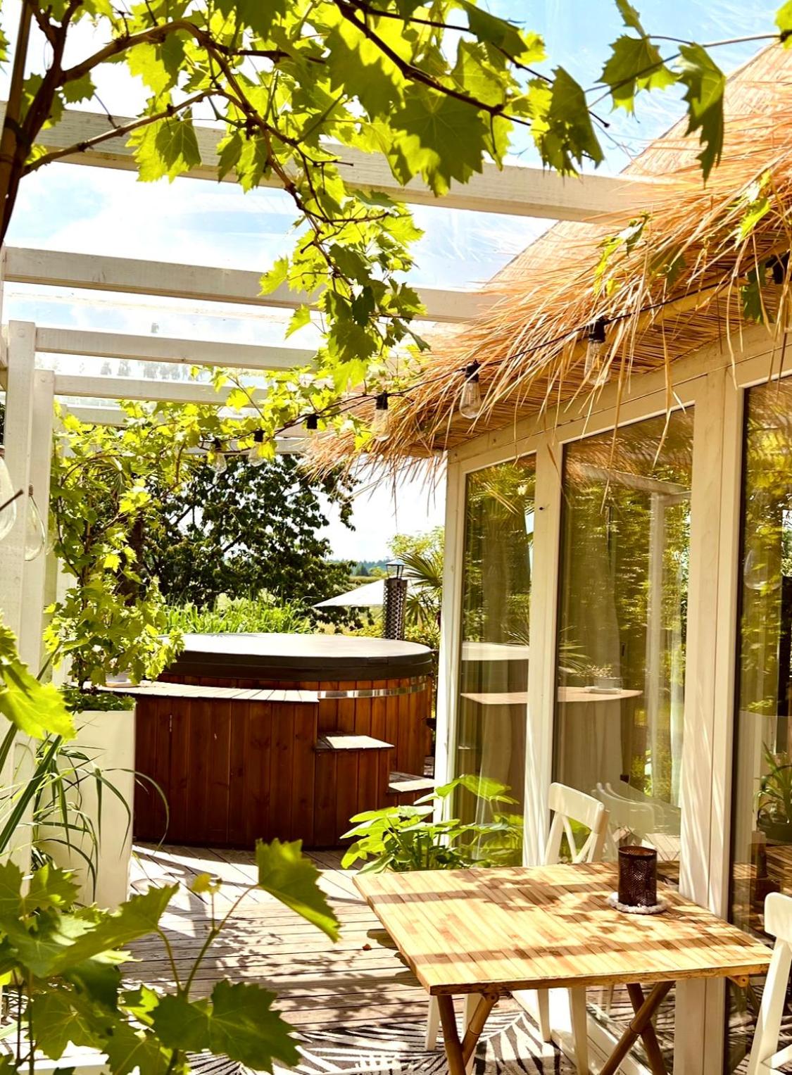 Hotel Buddhas Bed & Wellness - Retreat - FEEL GOOD FOOD - B&B- mit viel Herz für Körper Geist & Seele - Image 1