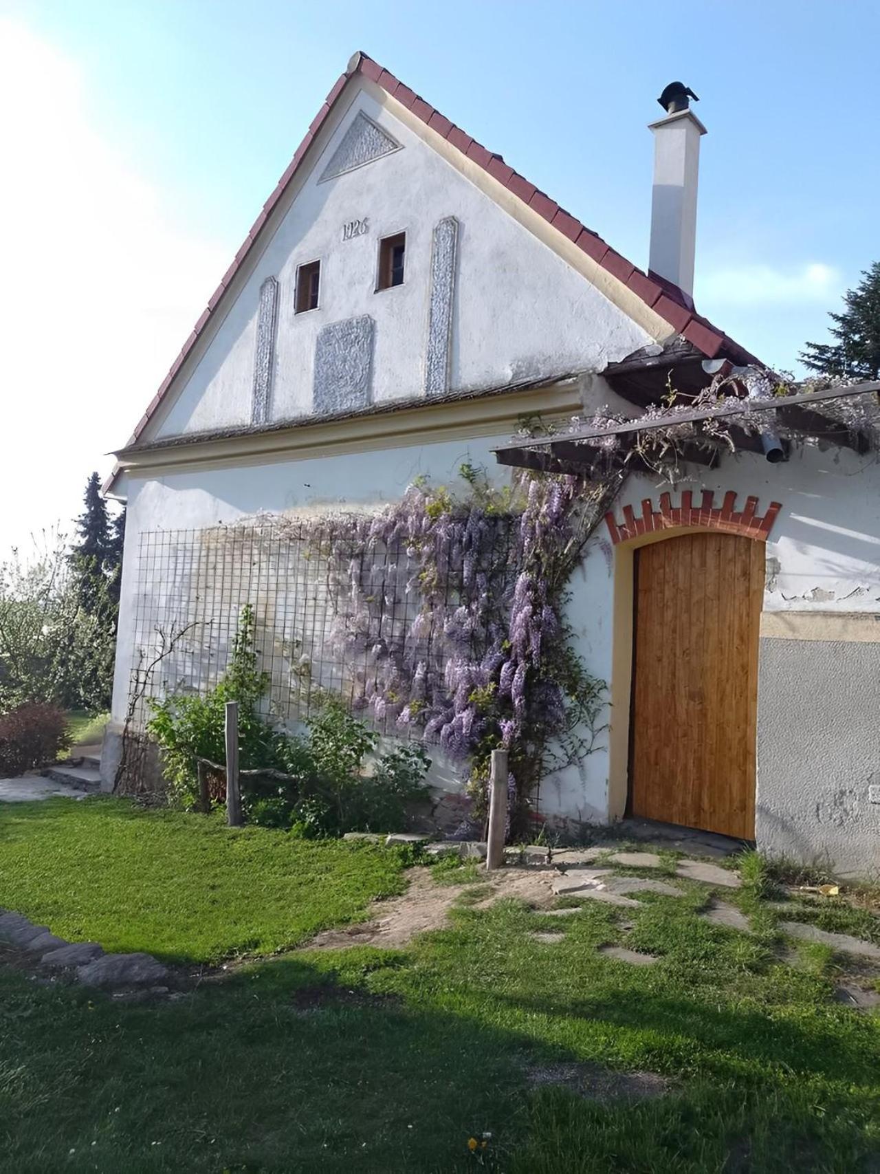 Vejměnek Tuchonice