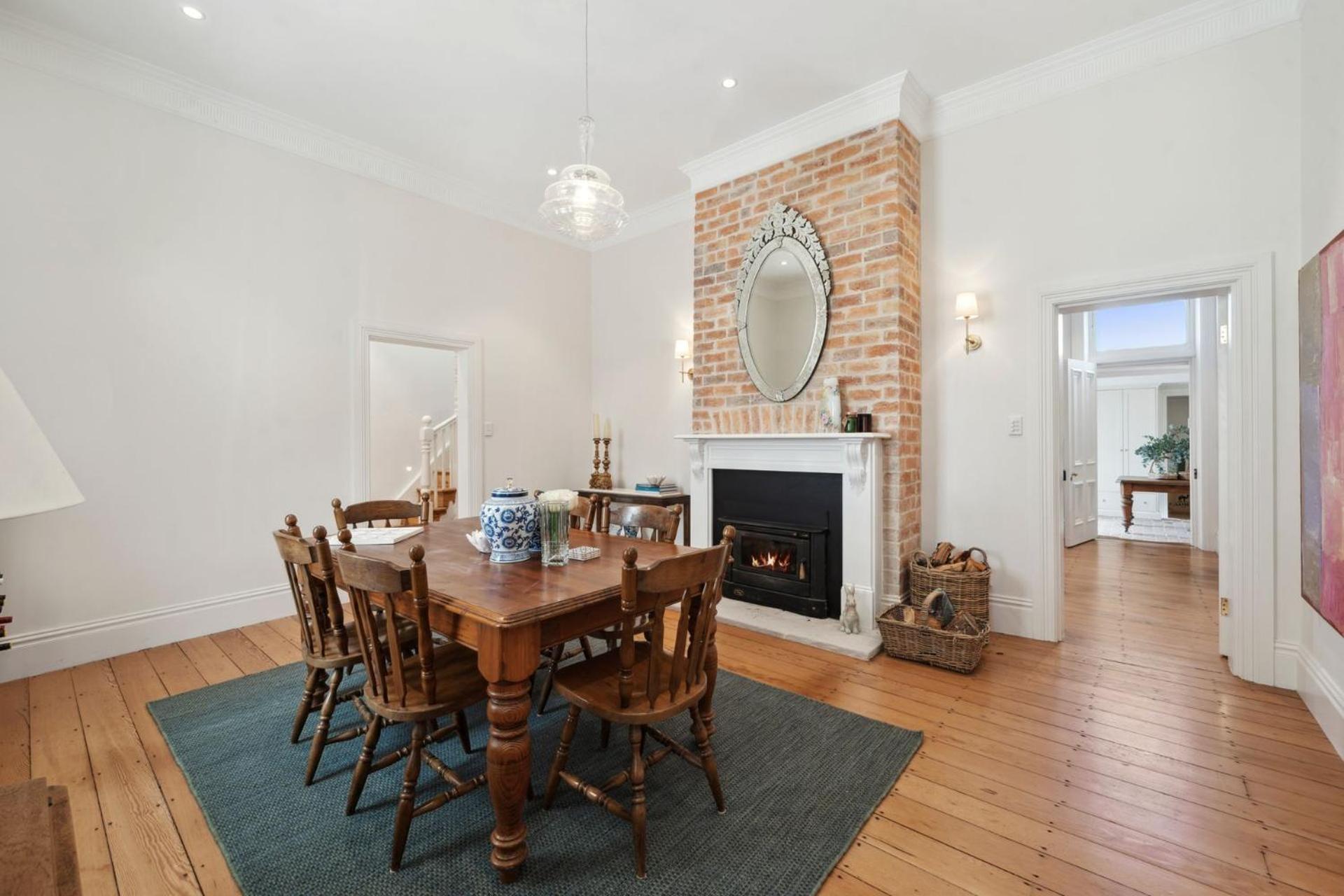 Charming Historic Rural Escape Near the Blue Mtns