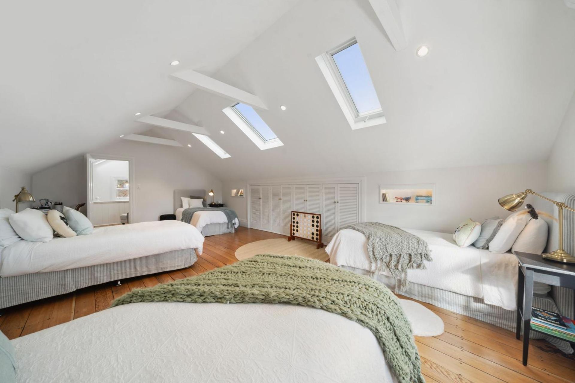 Charming Historic Rural Escape Near the Blue Mtns