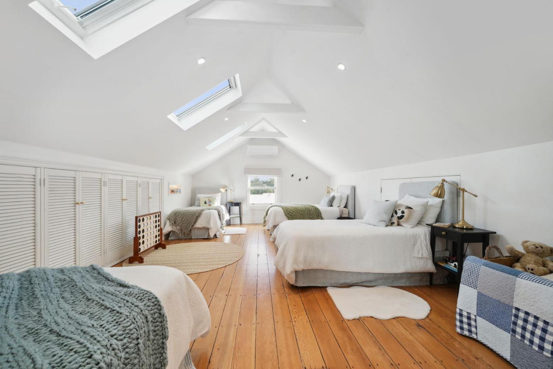 Charming Historic Rural Escape Near the Blue Mtns