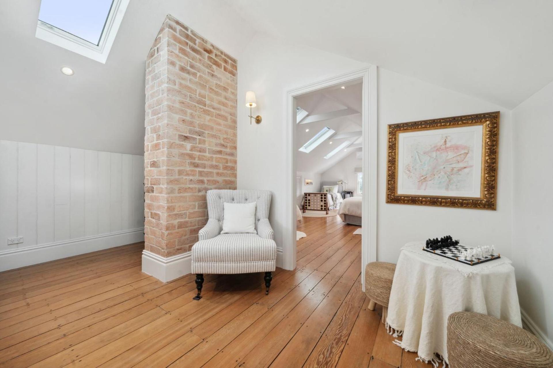 Charming Historic Rural Escape Near the Blue Mtns