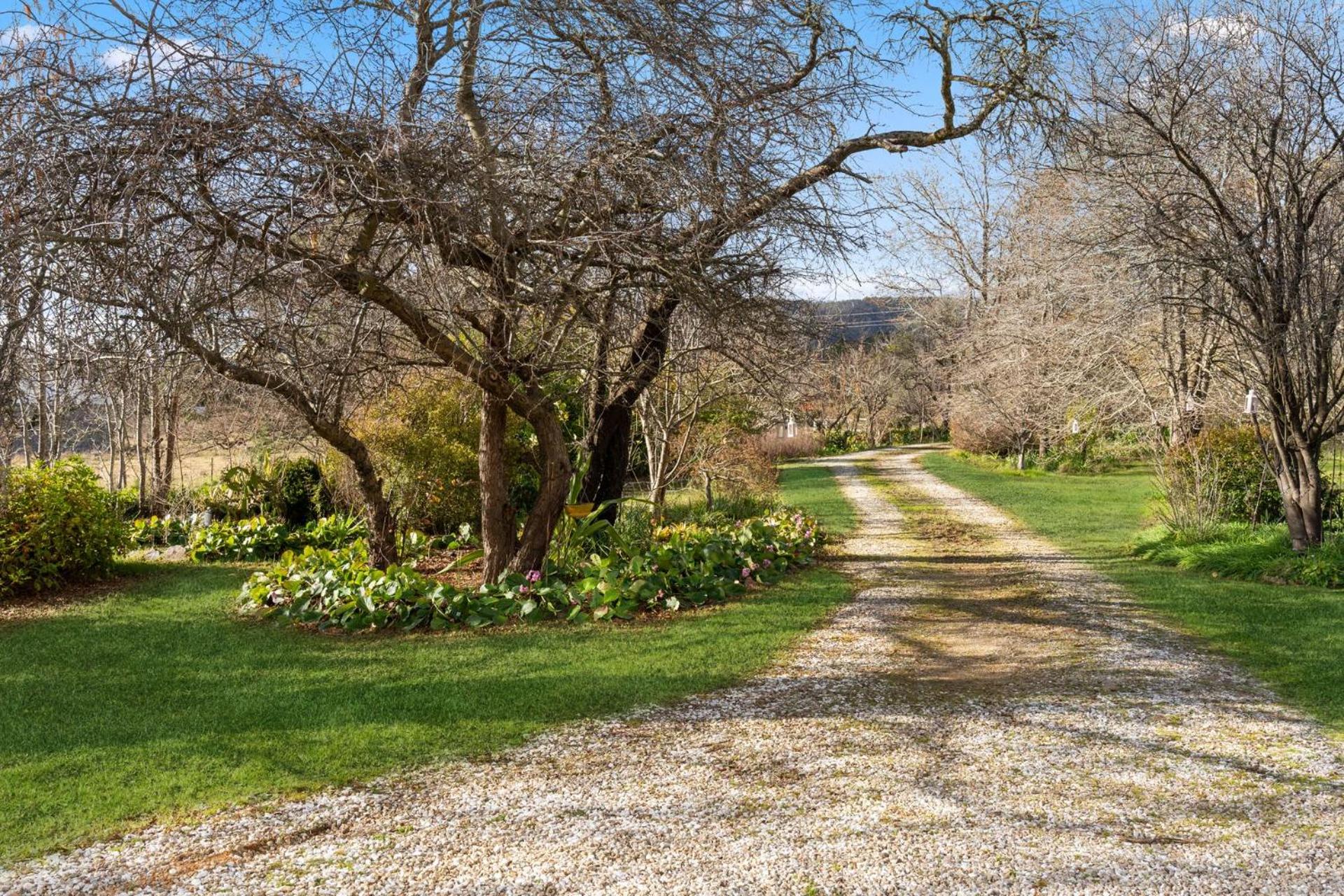 Charming Historic Rural Escape Near the Blue Mtns