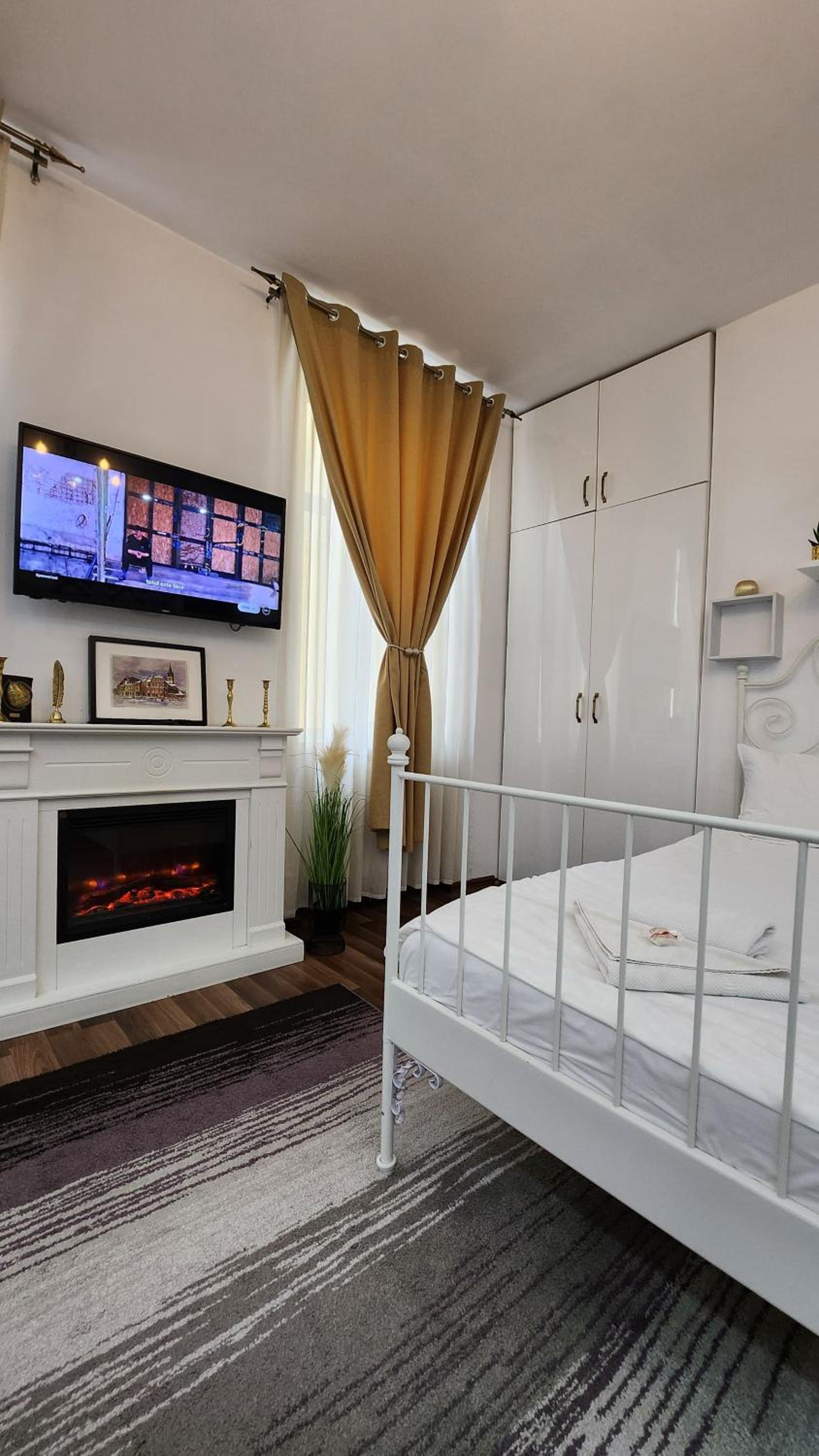 Piazza Grande Apartment