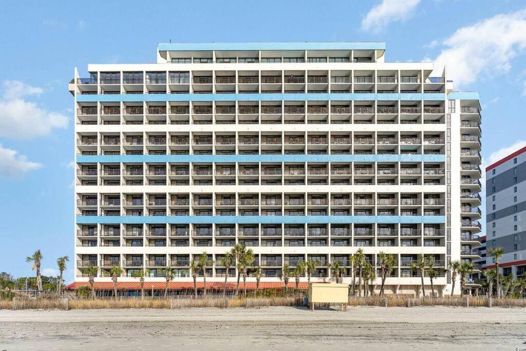 Hotel Ravishing Angled Oceanfront Suite! OR 916 - Image 1