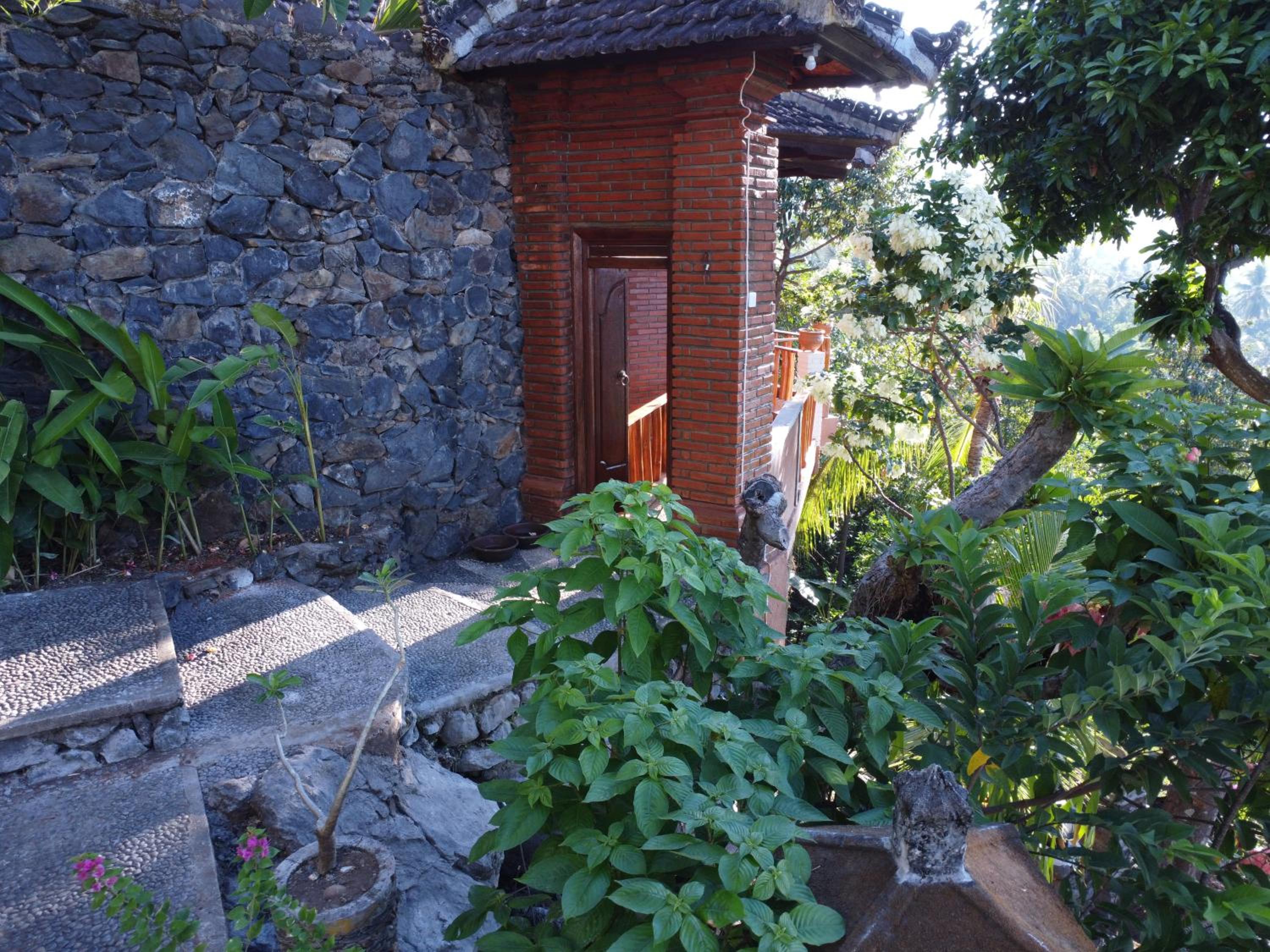 Kailash Lodge