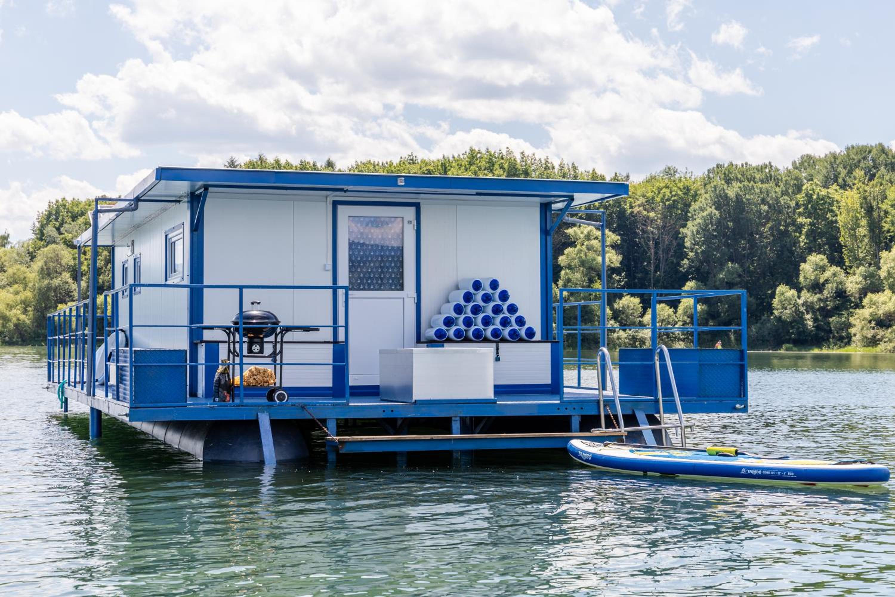 Marský Vlk - zážitkový houseboat a wellness