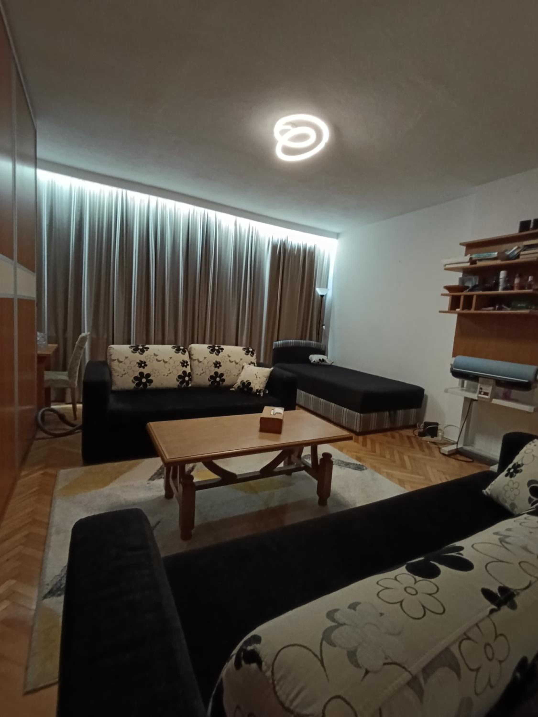 Apartment Tarik