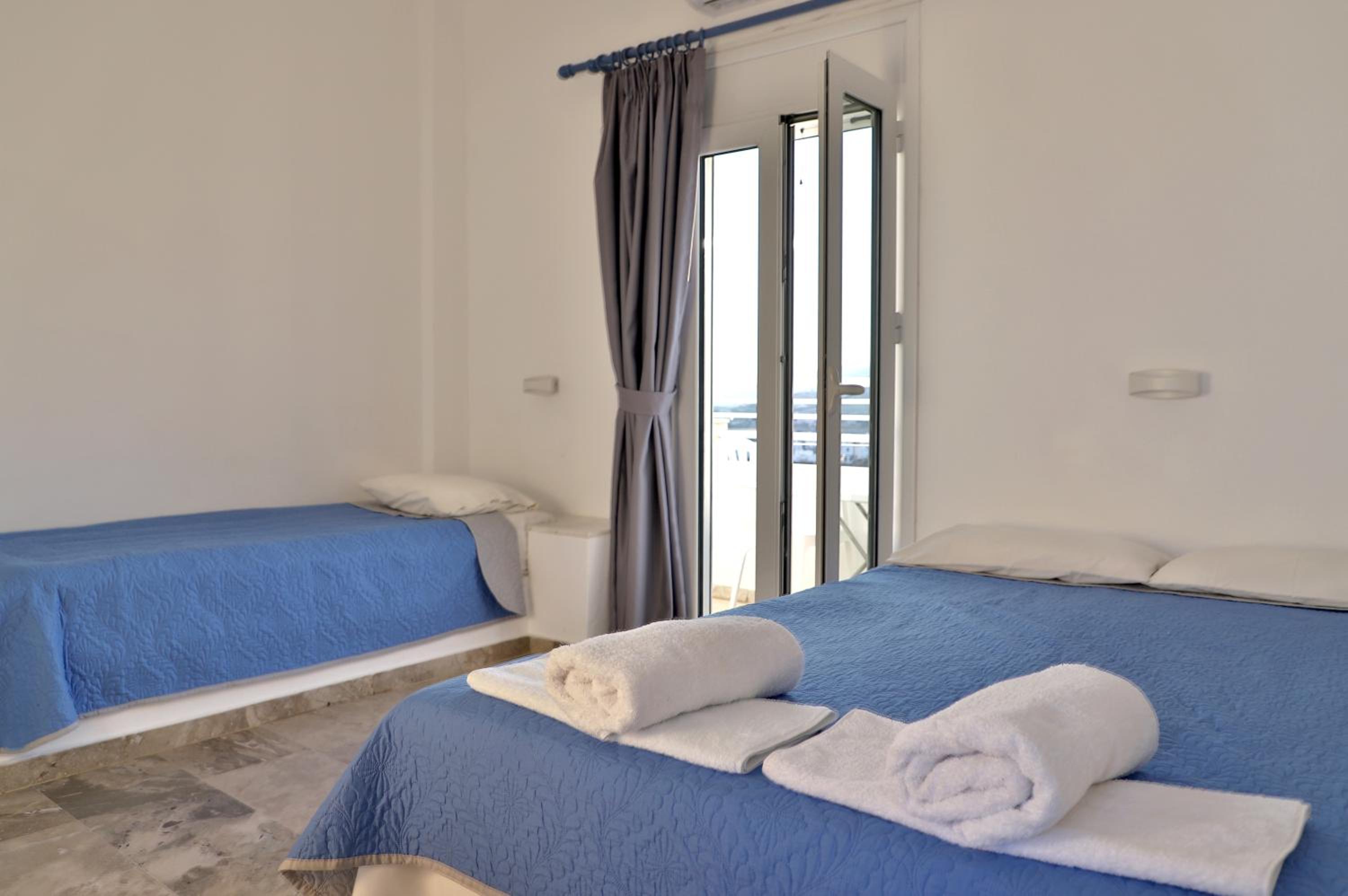 Helios Studios & Apartments